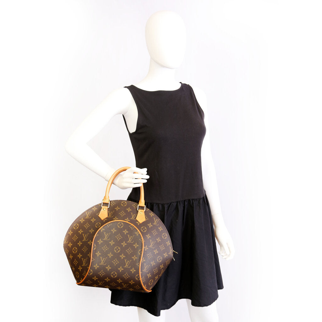 ON HOLD Ellipse MM Monogram