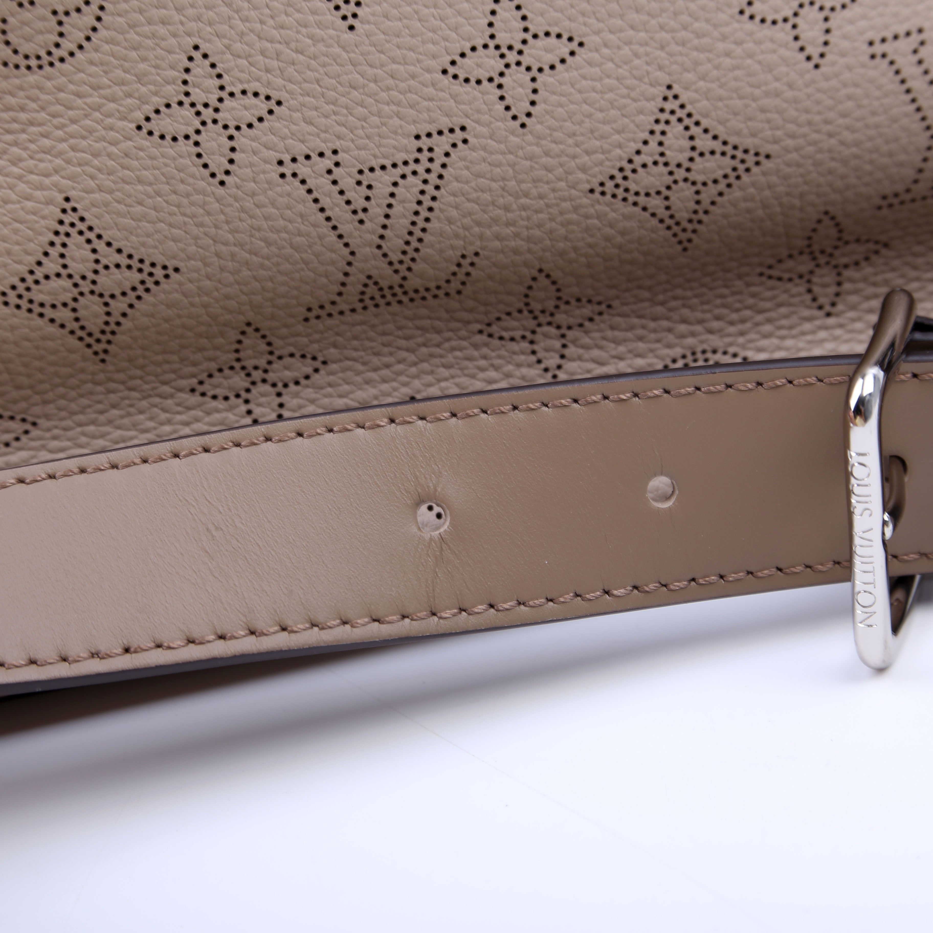 Beaubourg Hobo MM Mahina Taupe