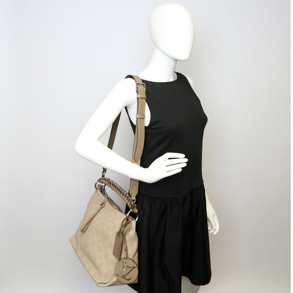 Beaubourg Hobo MM Mahina Taupe