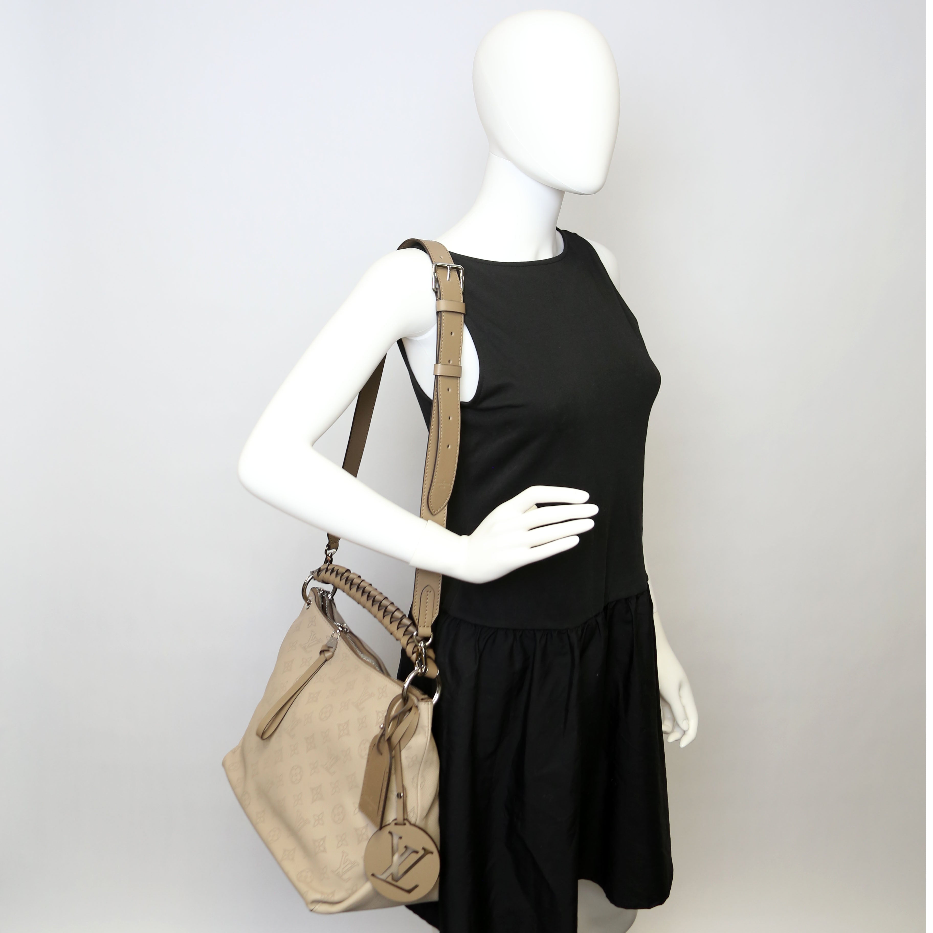 Beaubourg Hobo MM Mahina Taupe