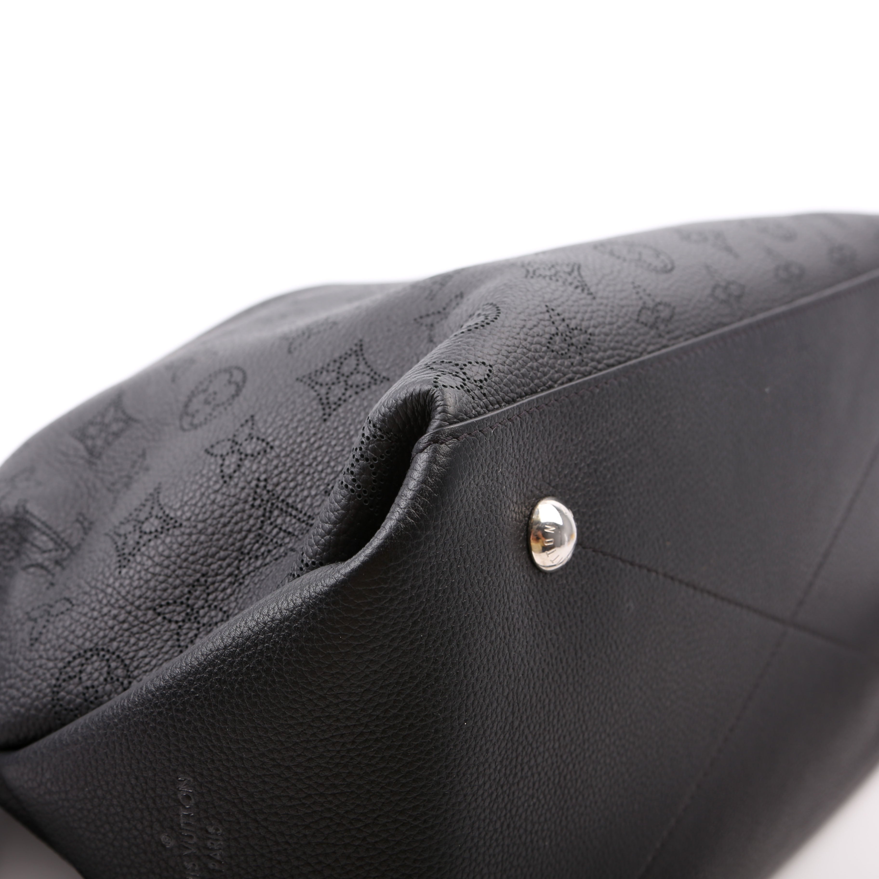 Beaubourg Hobo MM Mahina Black