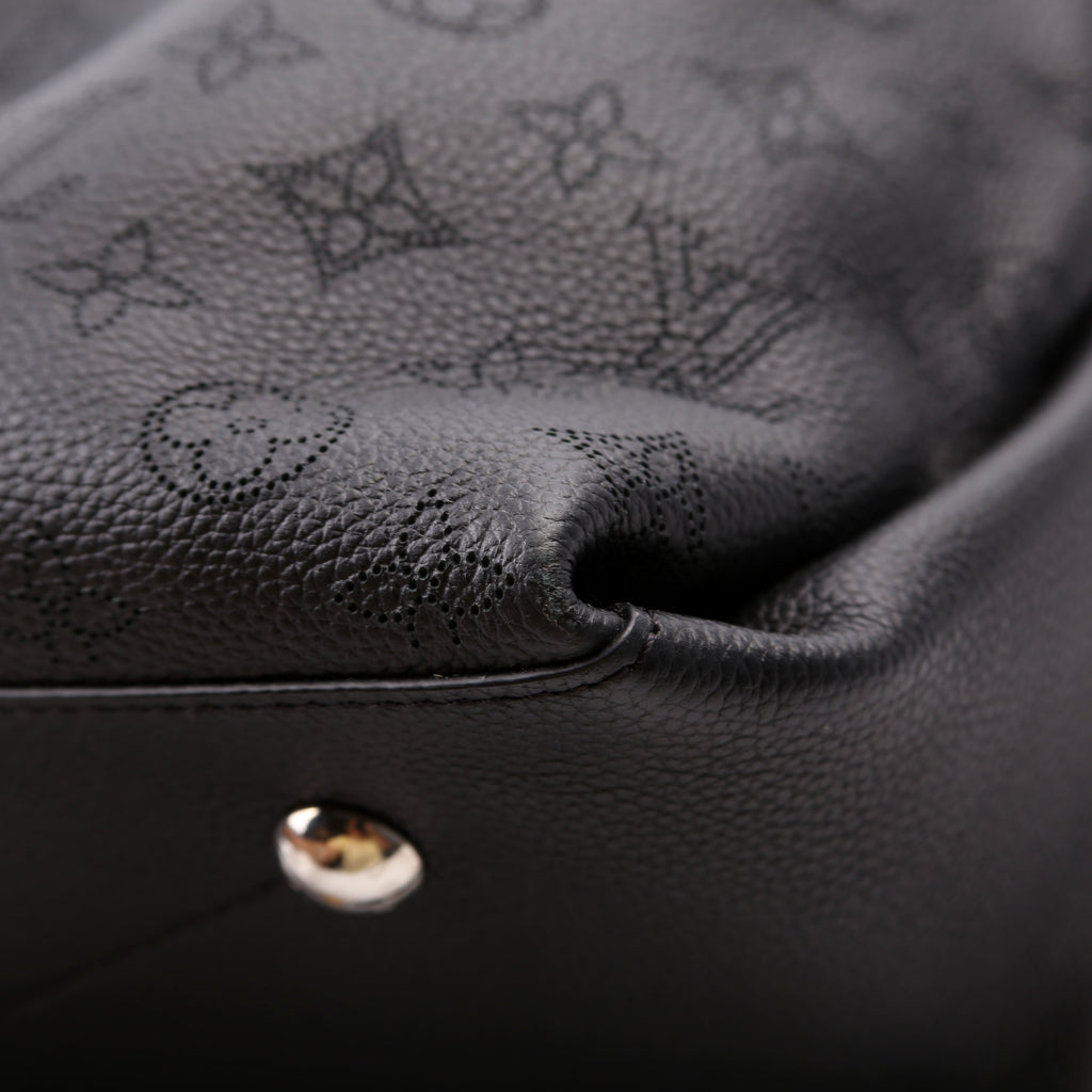 Beaubourg Hobo MM Mahina Black