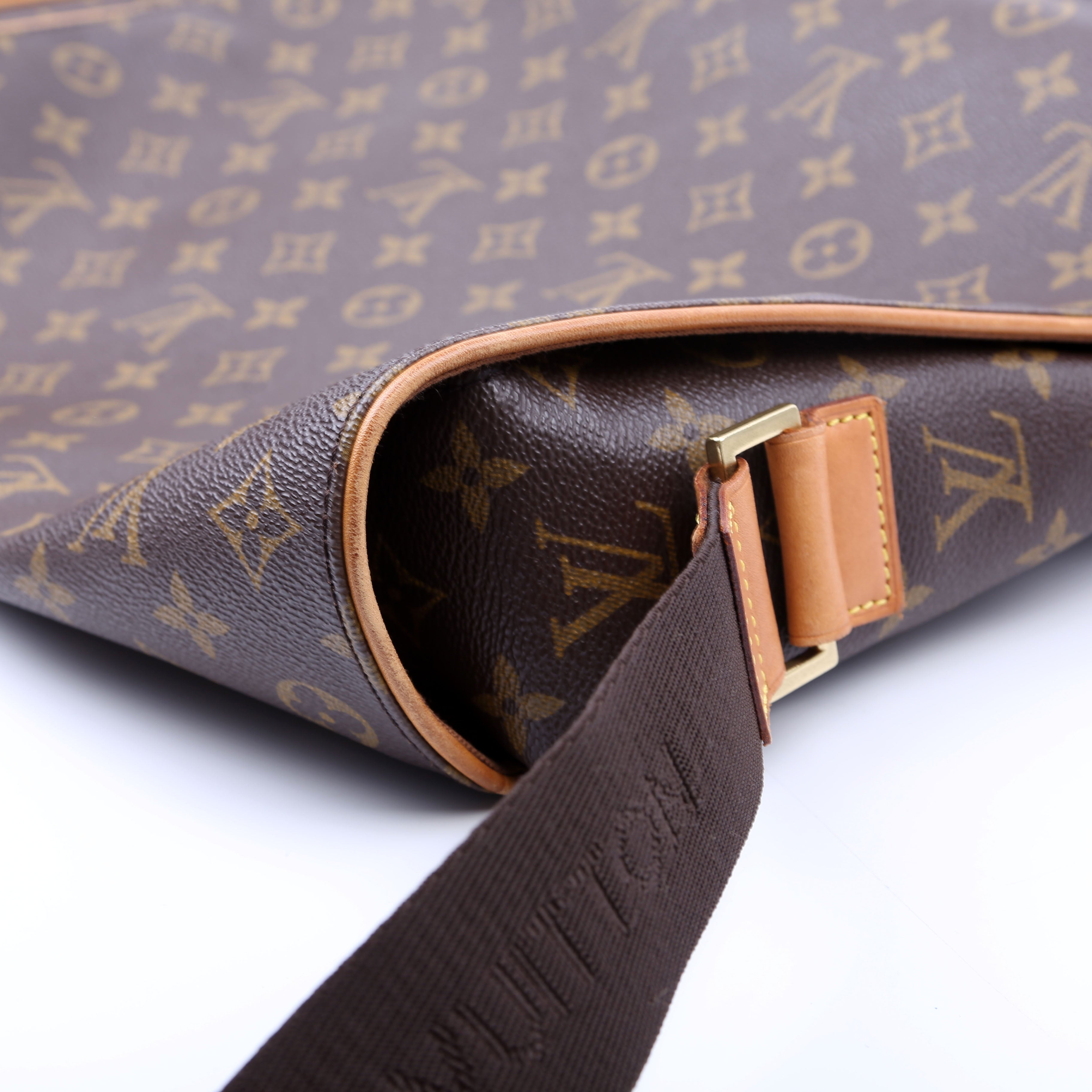 Abbesses Monogram