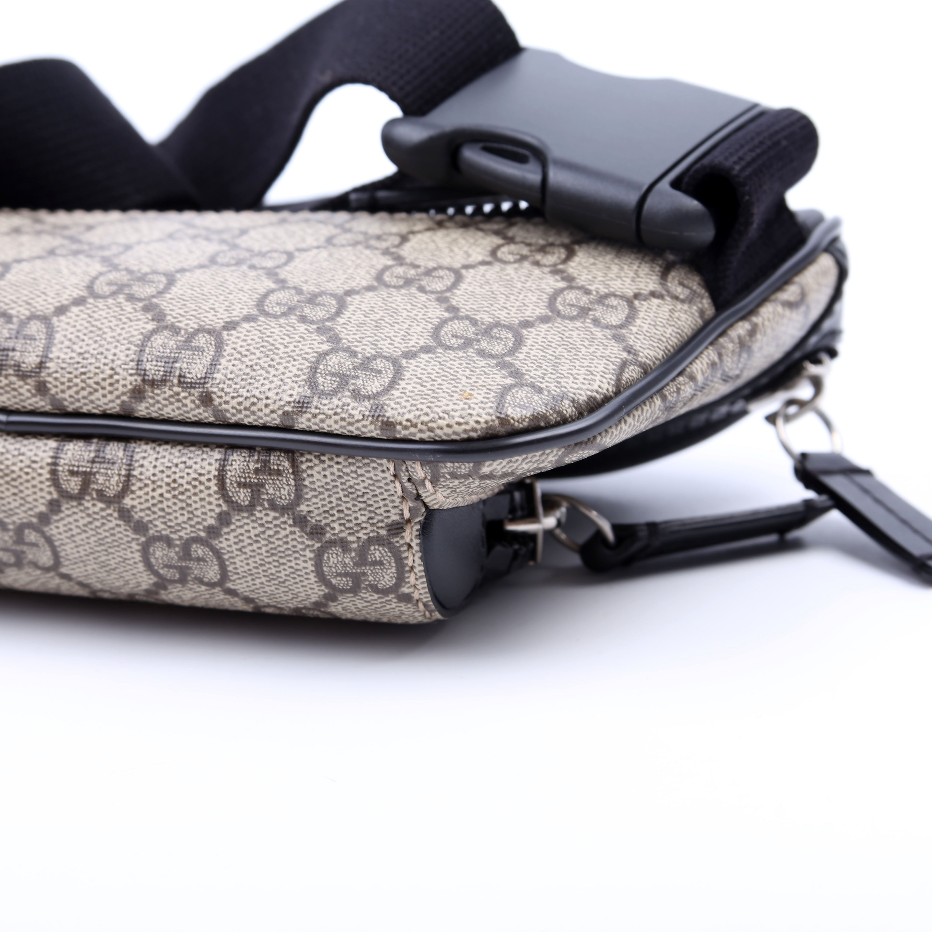 450946 GG Supreme Belt Bag