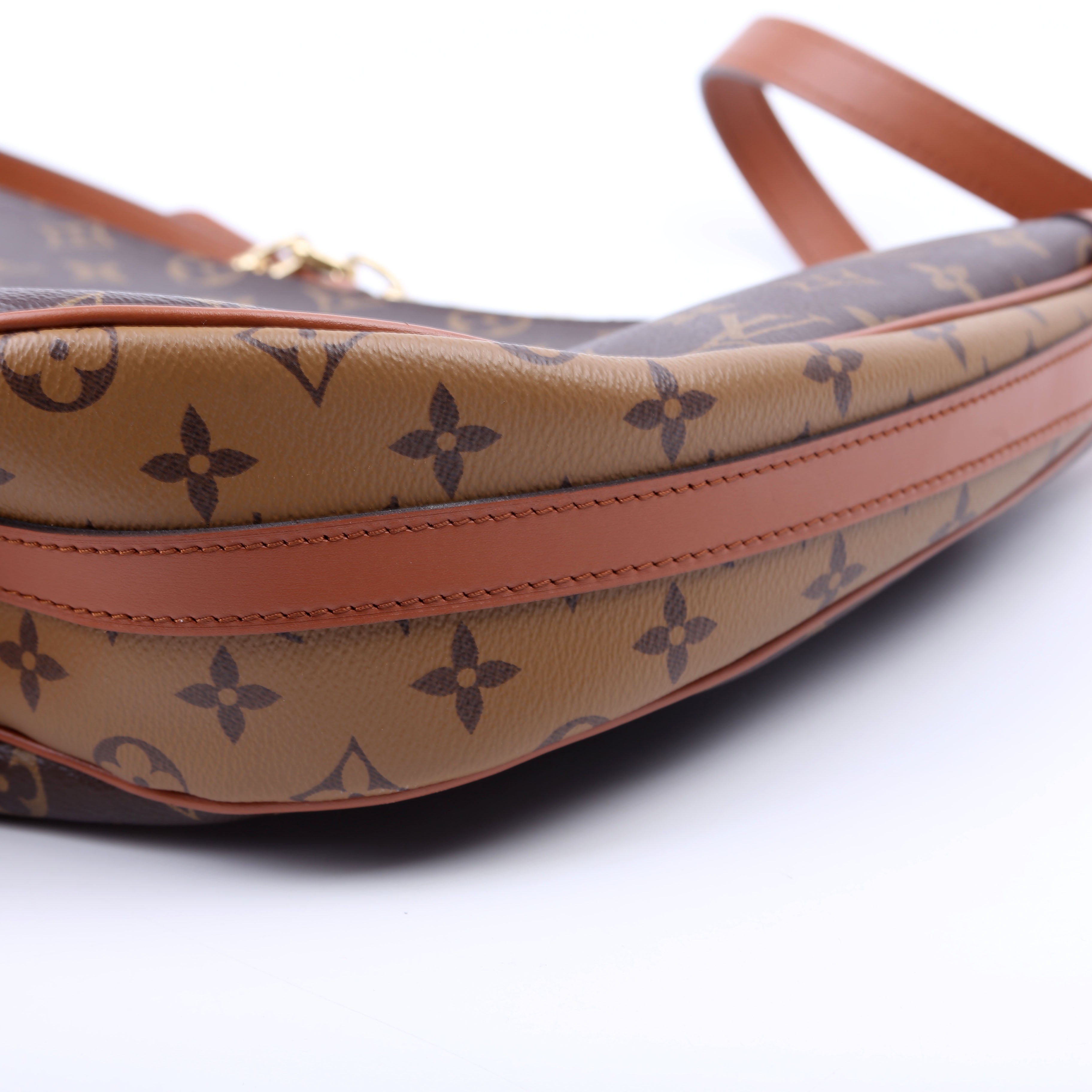 Loop Hobo Reverse Monogram