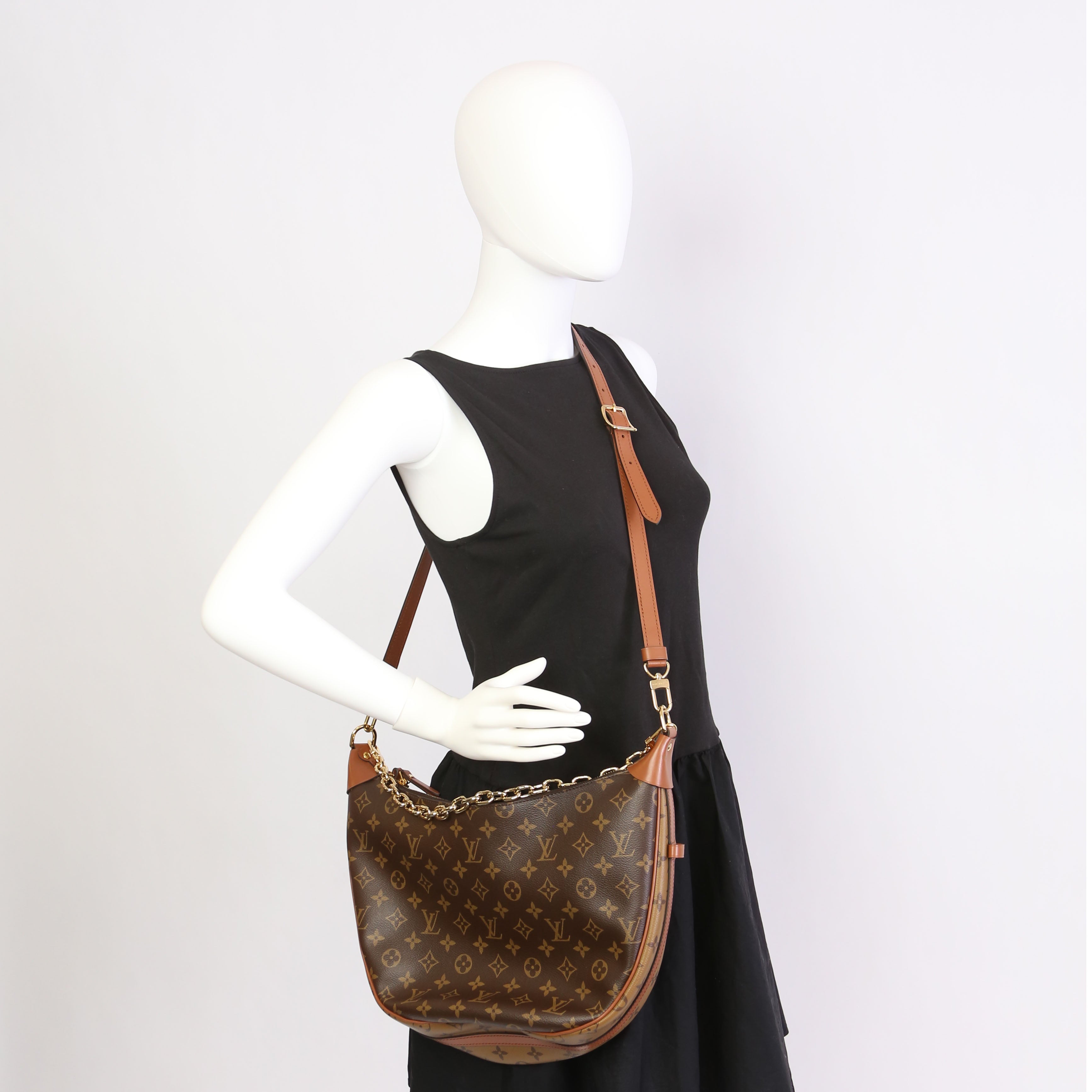 Loop Hobo Reverse Monogram