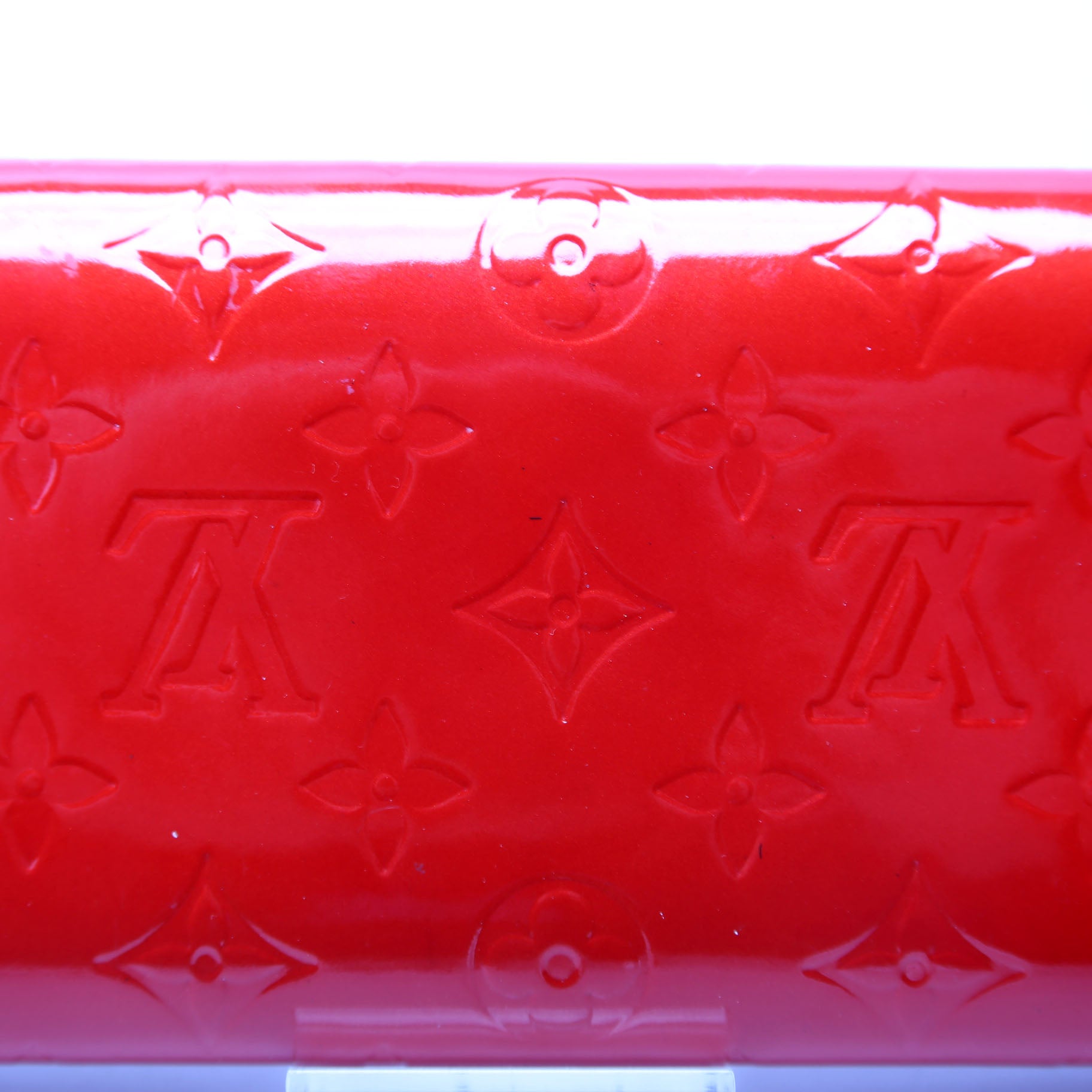 Sarah Wallet Vernis Red