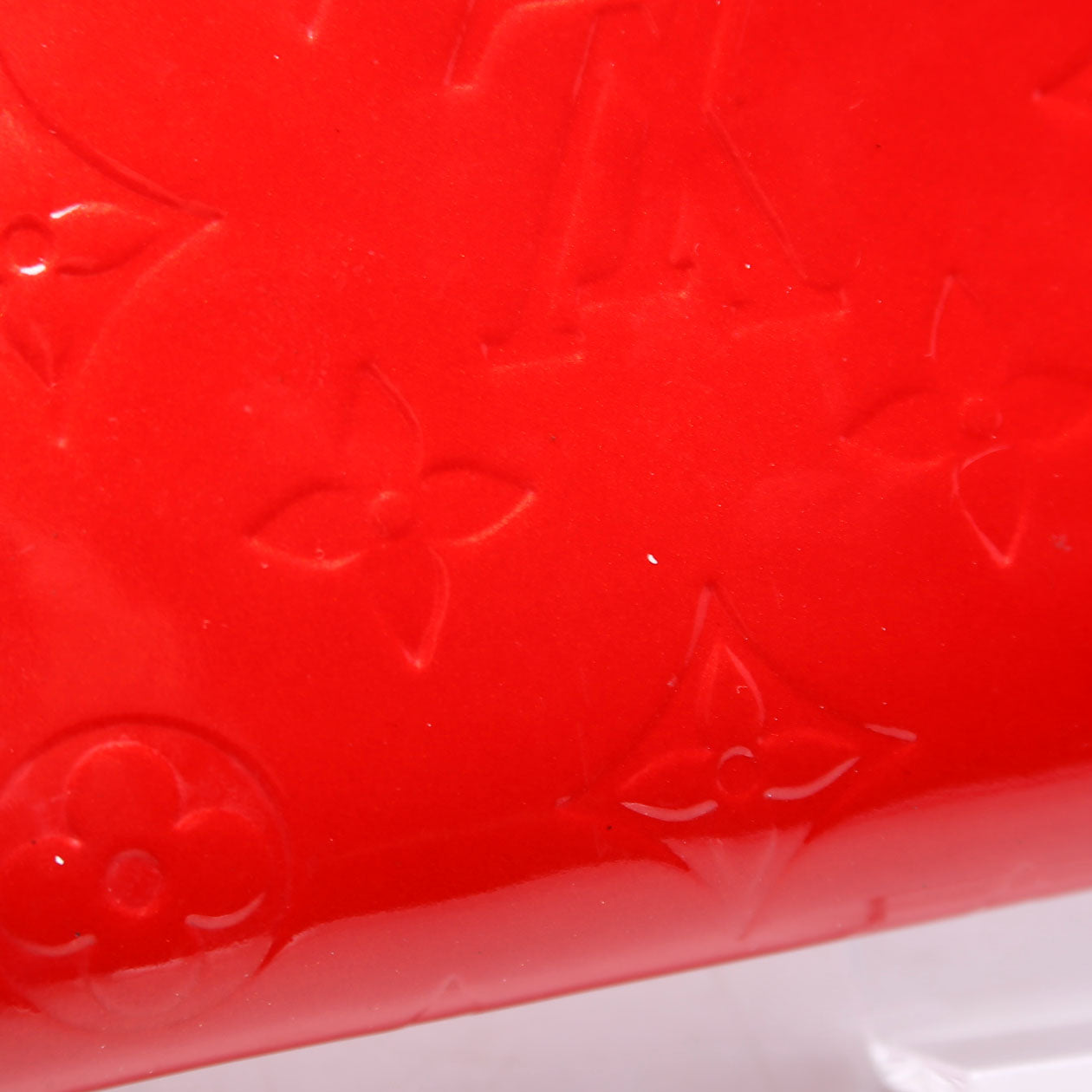 Sarah Wallet Vernis Red