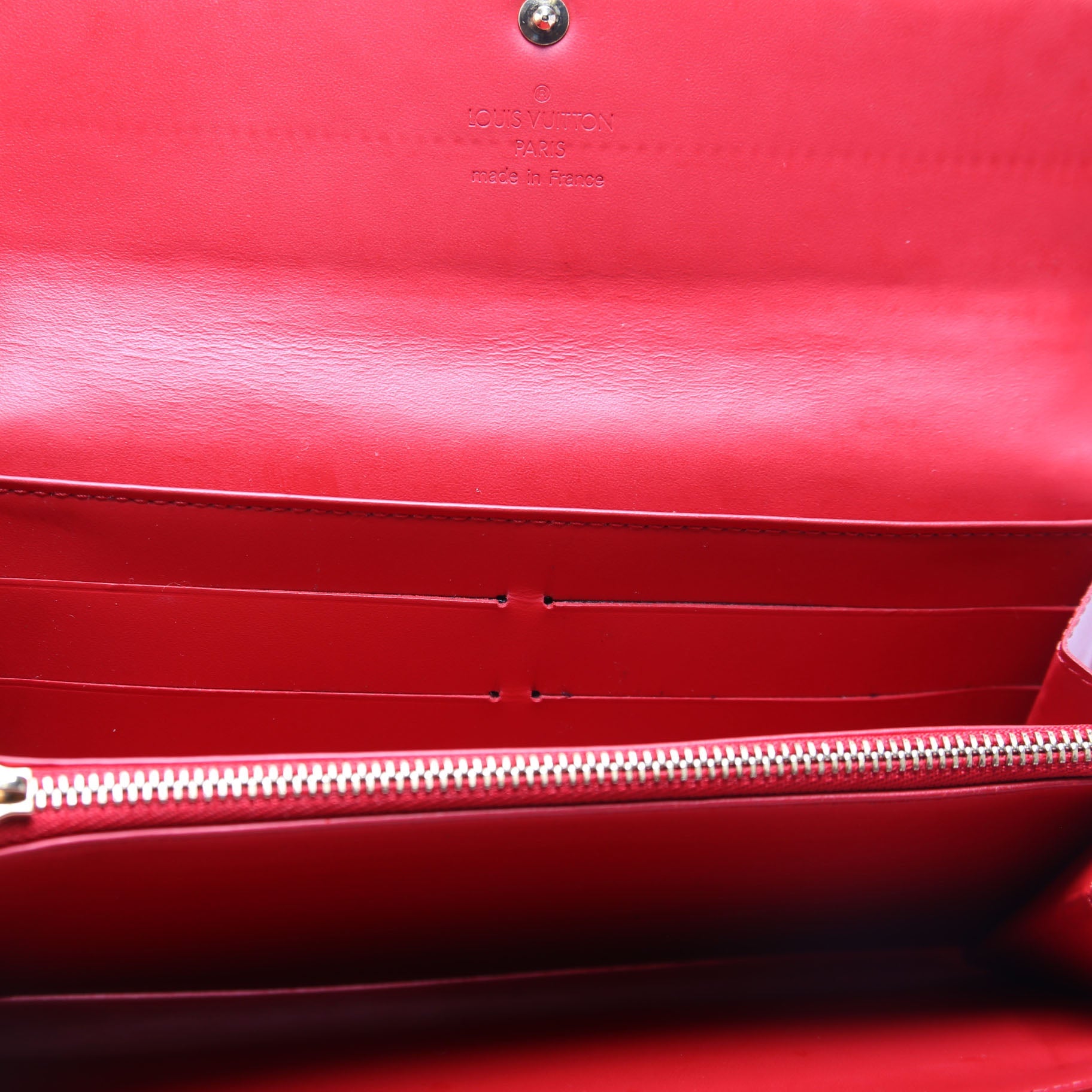 Sarah Wallet Vernis Red
