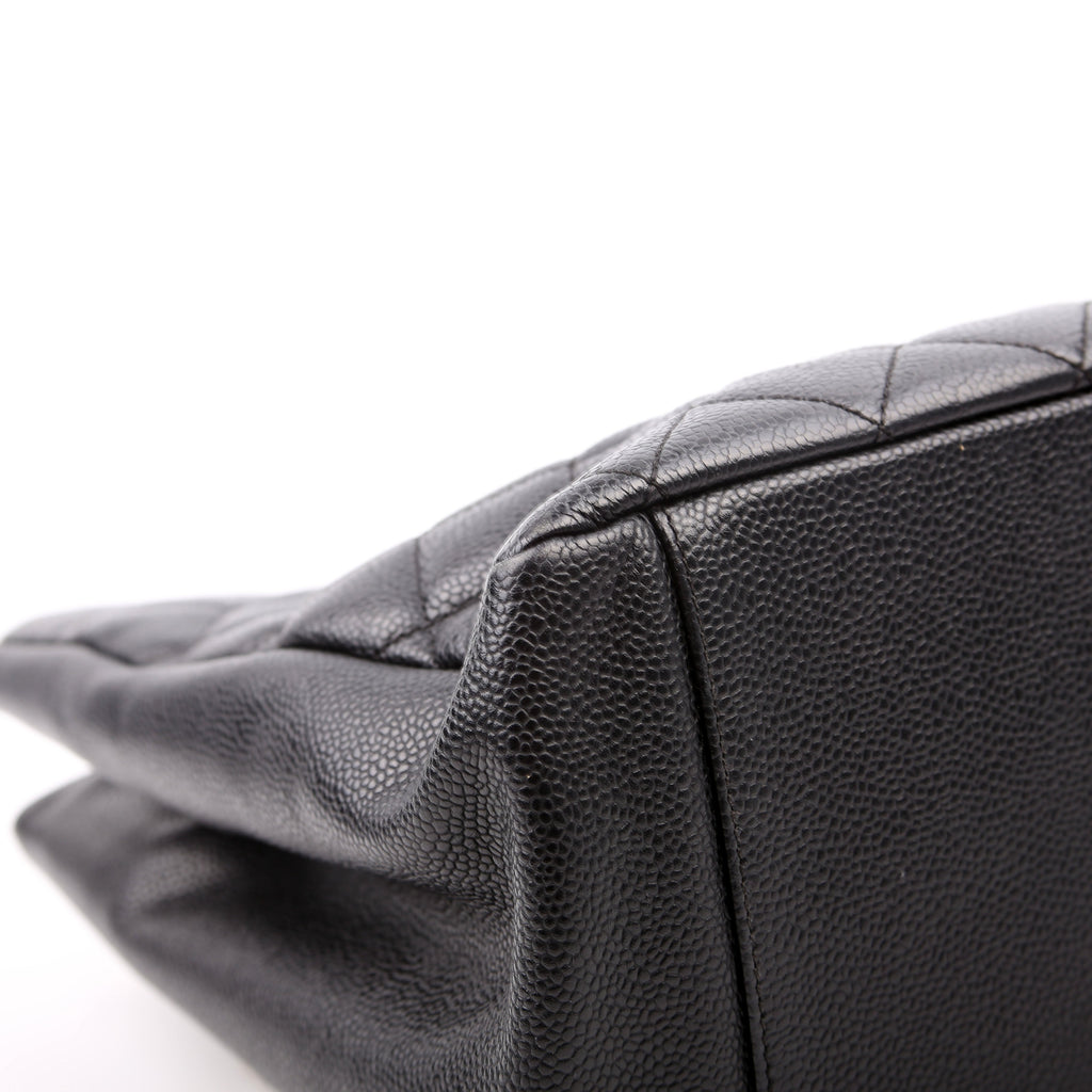 Grand Shopping Tote Caviar Black