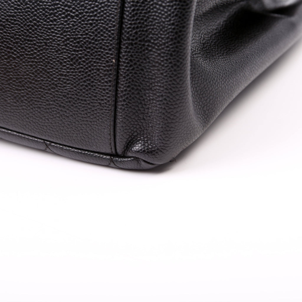 Grand Shopping Tote Caviar Black