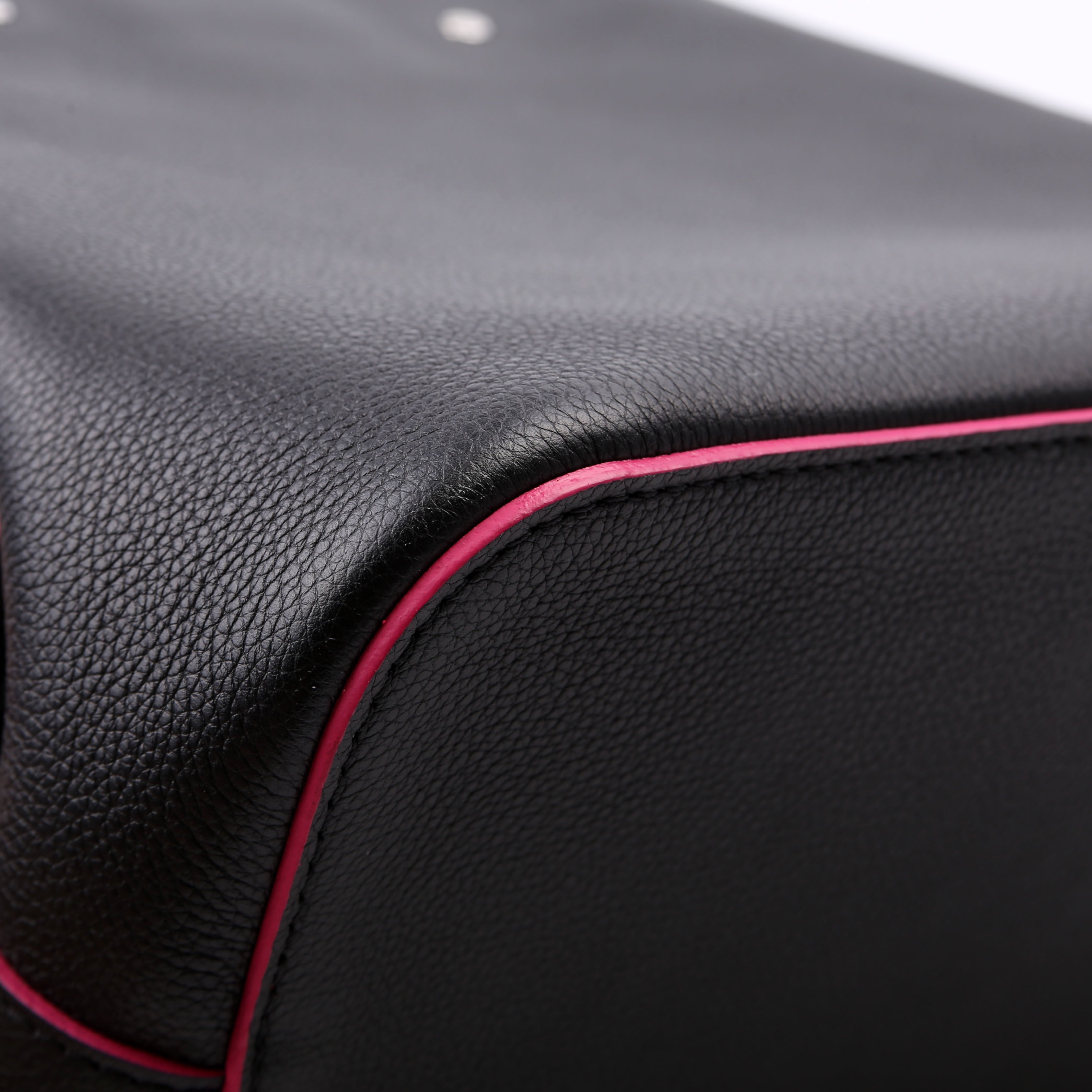 Lockme Bucket Bag Black/Pink