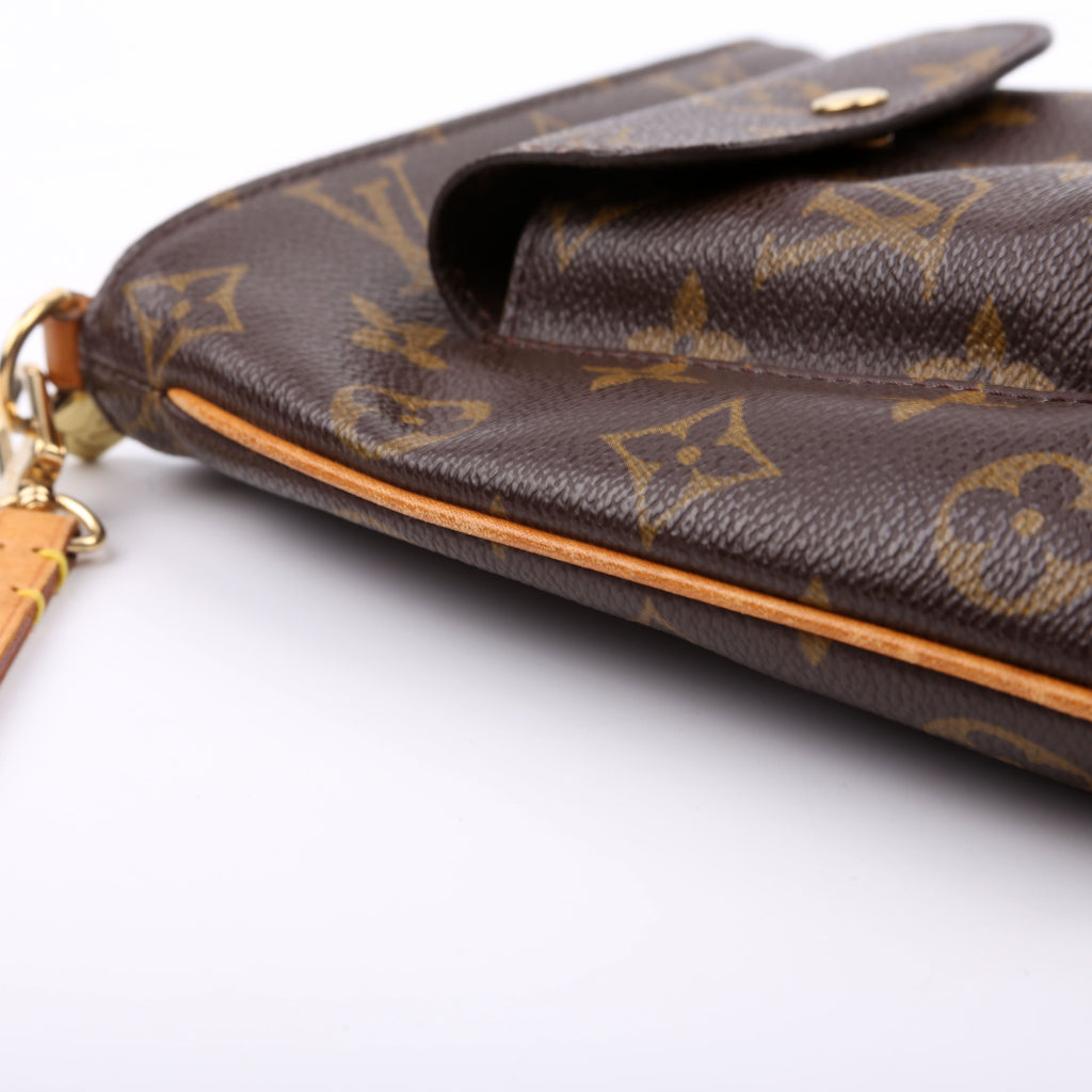Partition Wristlet Clutch Monogram
