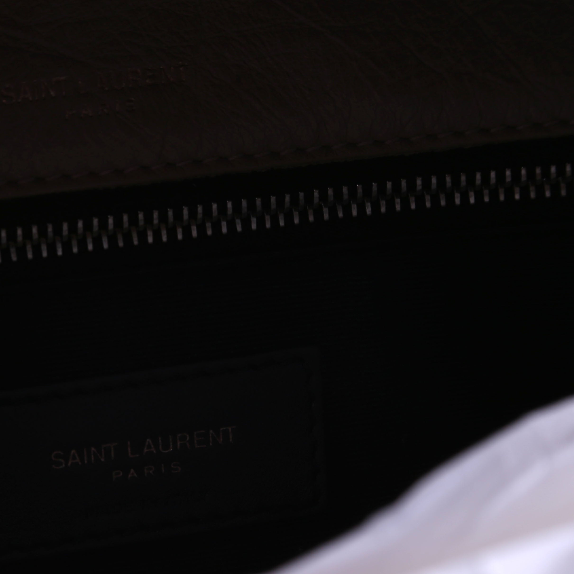 Niki medium Crinkle Leather Taupe