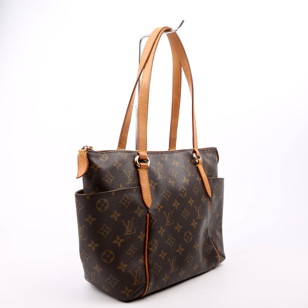 Totally PM Monogram