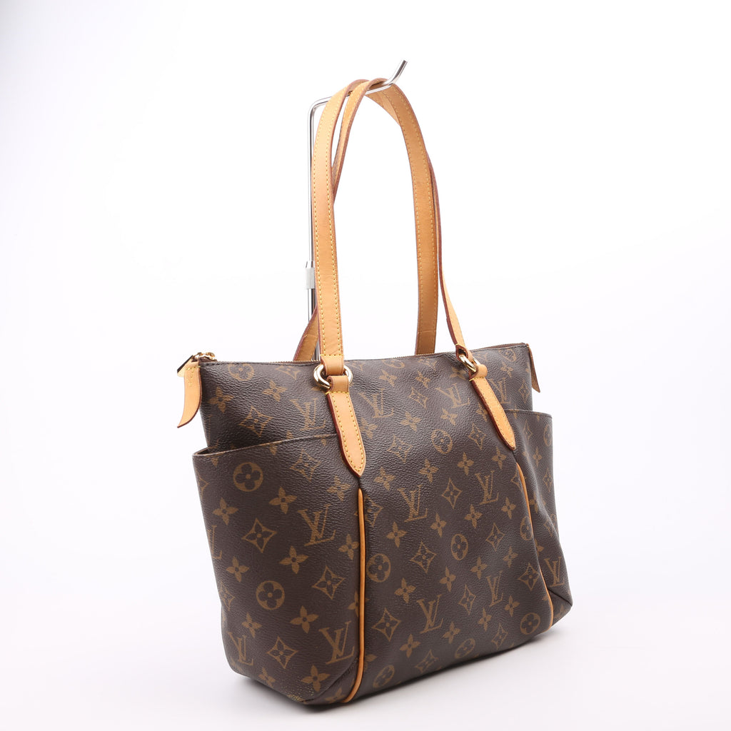 Totally PM Monogram