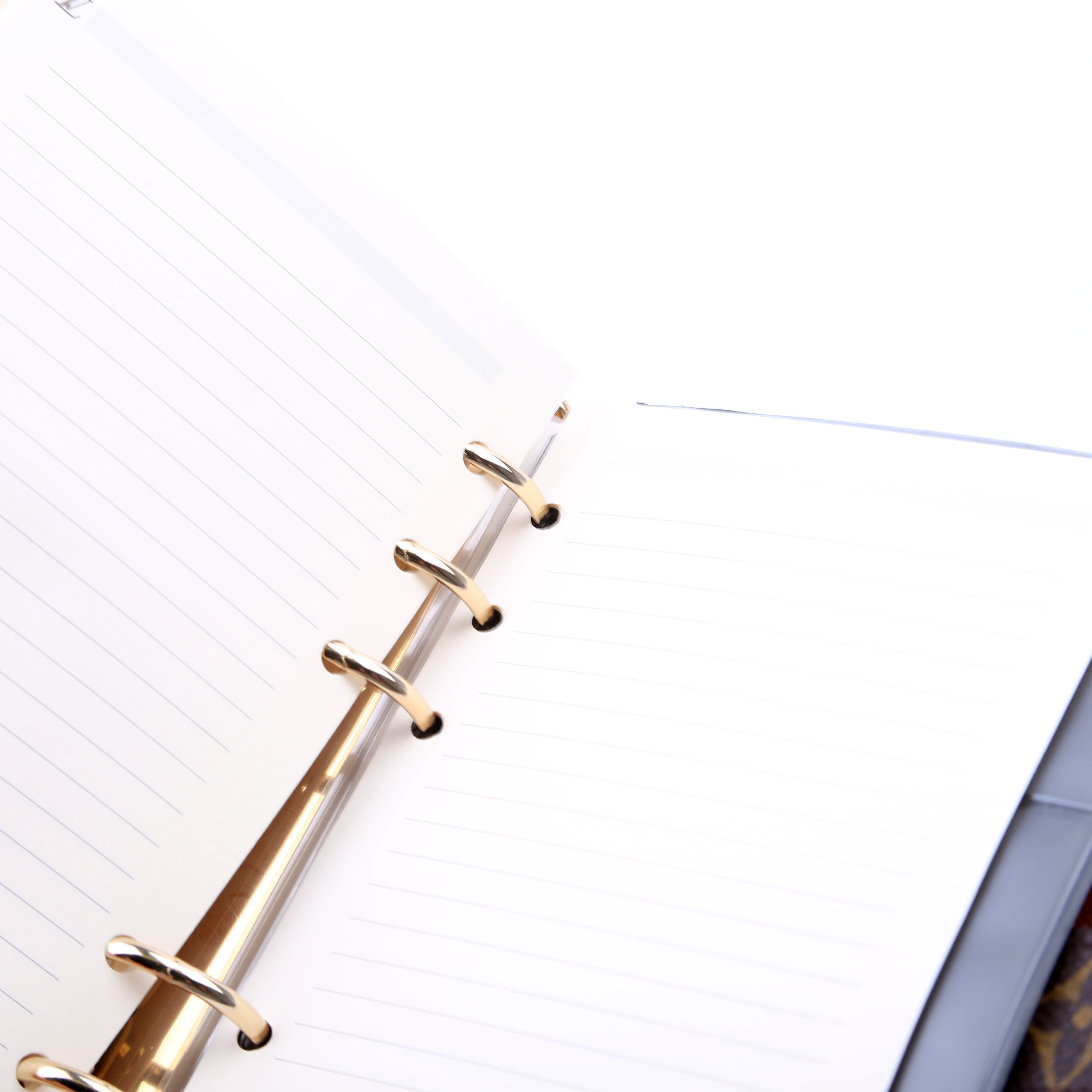 Agenda Medium Ring Monogram