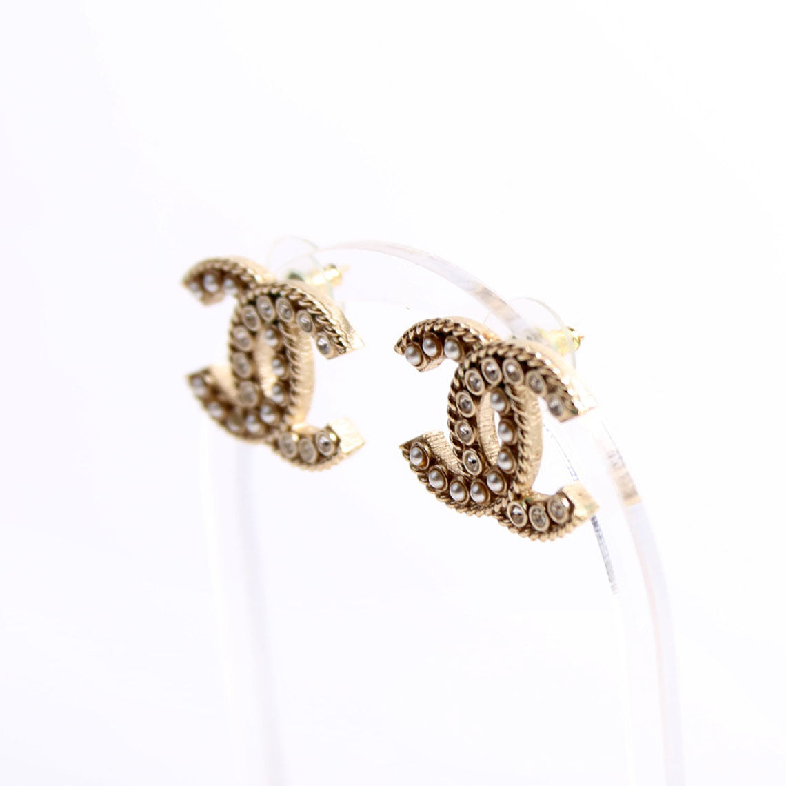 Crystal/Pearly CC Medium Stud Earrings Gold