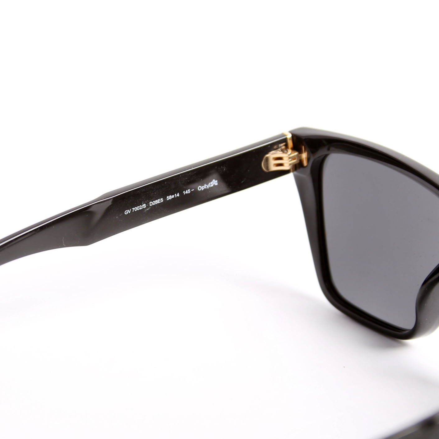 GV 7002/S Square Sunglasses Black