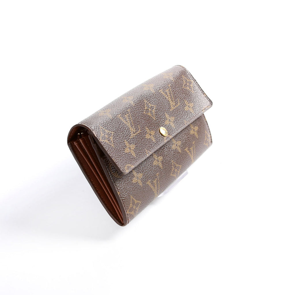 Sarah Wallet Monogram