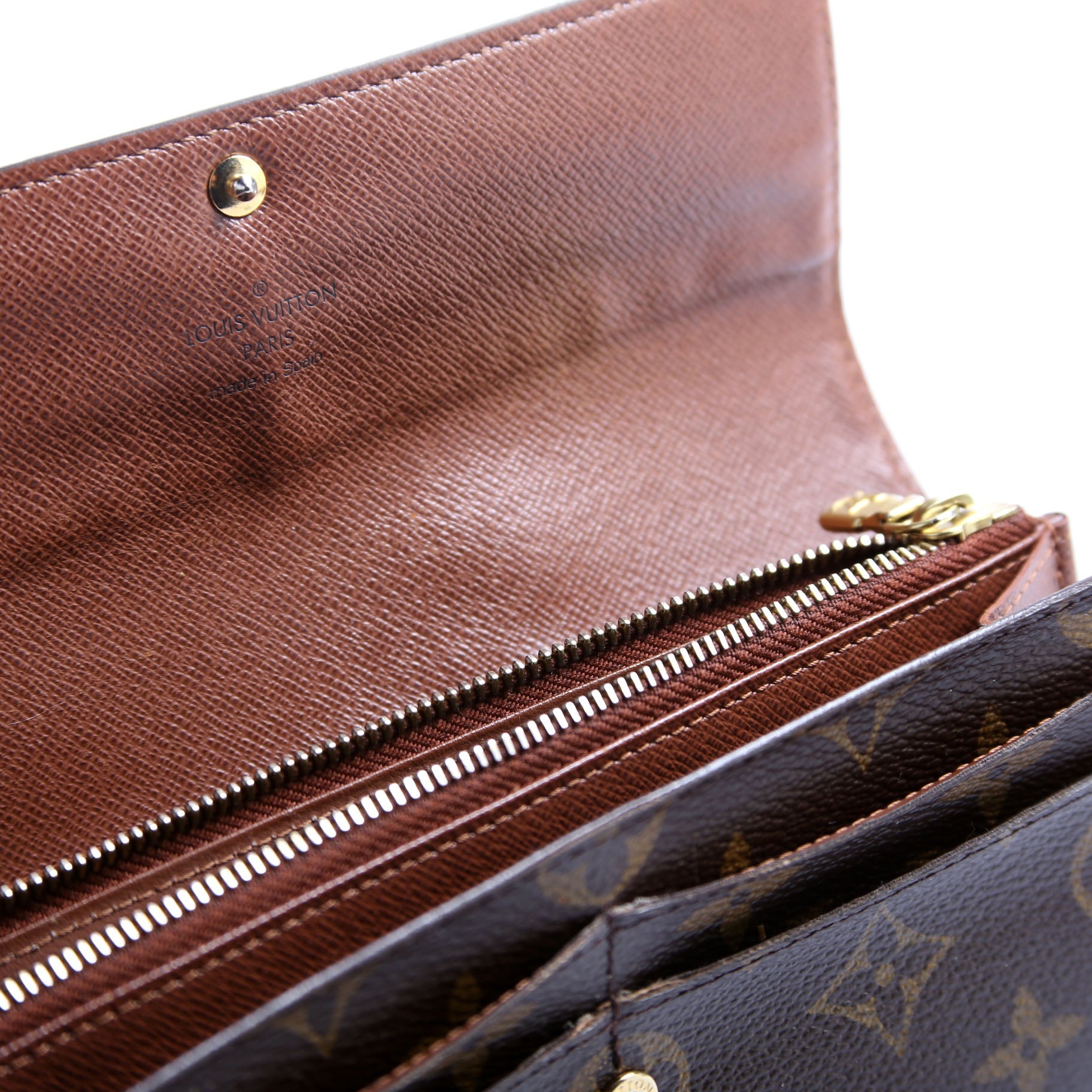 Sarah Wallet Monogram