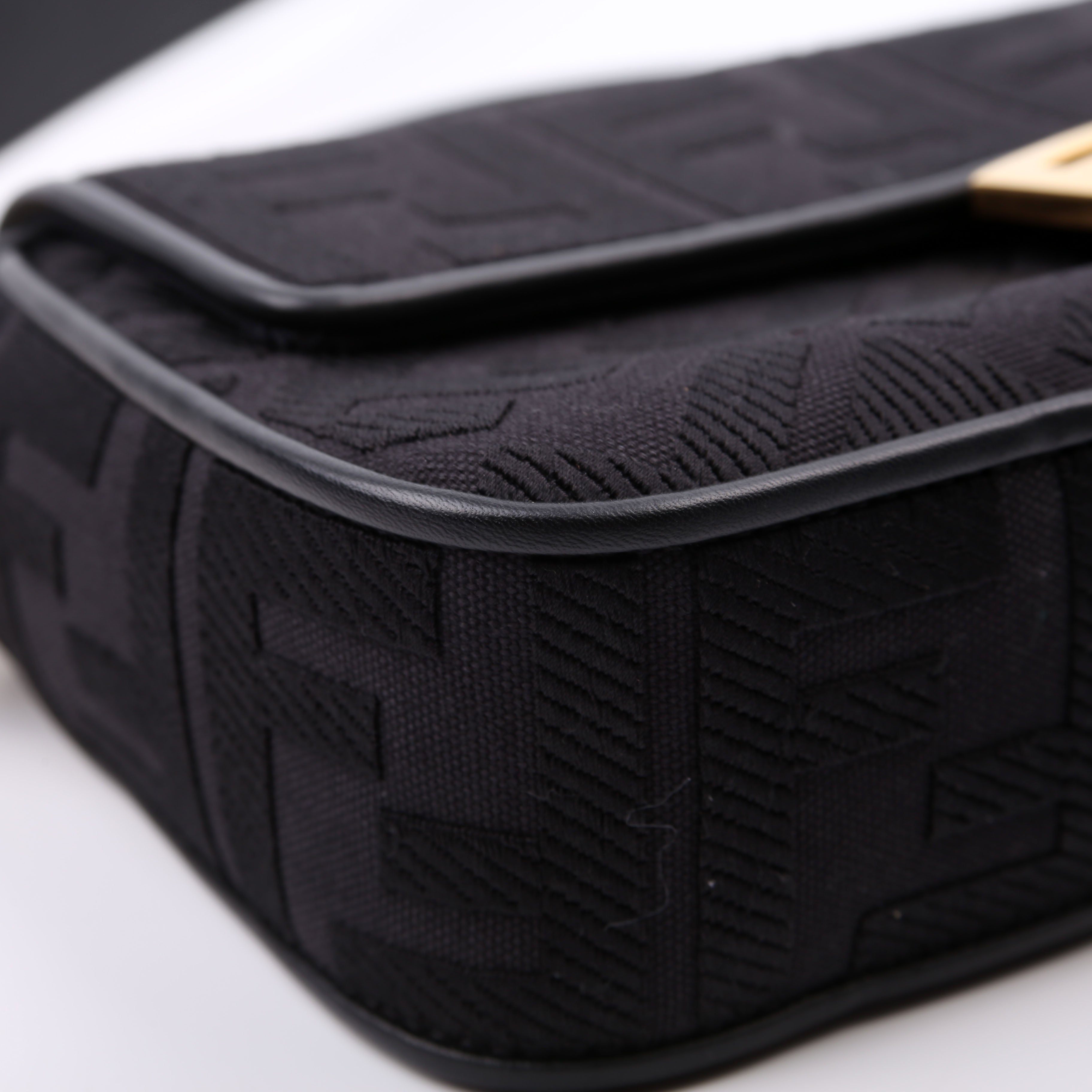 FF Jacquard Baguette Black