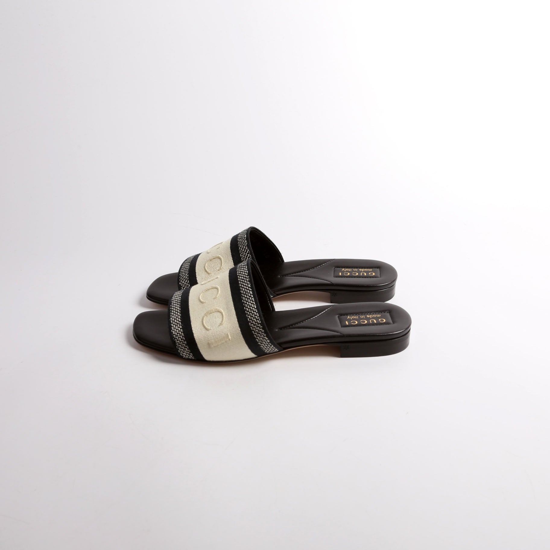 Jane Embossed Slide Sandals Size 38