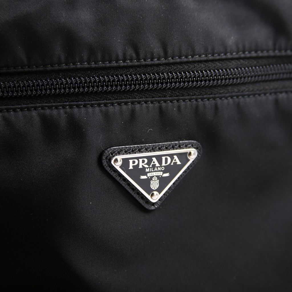 2VH563 Re-Nylon/Saffiano Messenger Crossbody Black