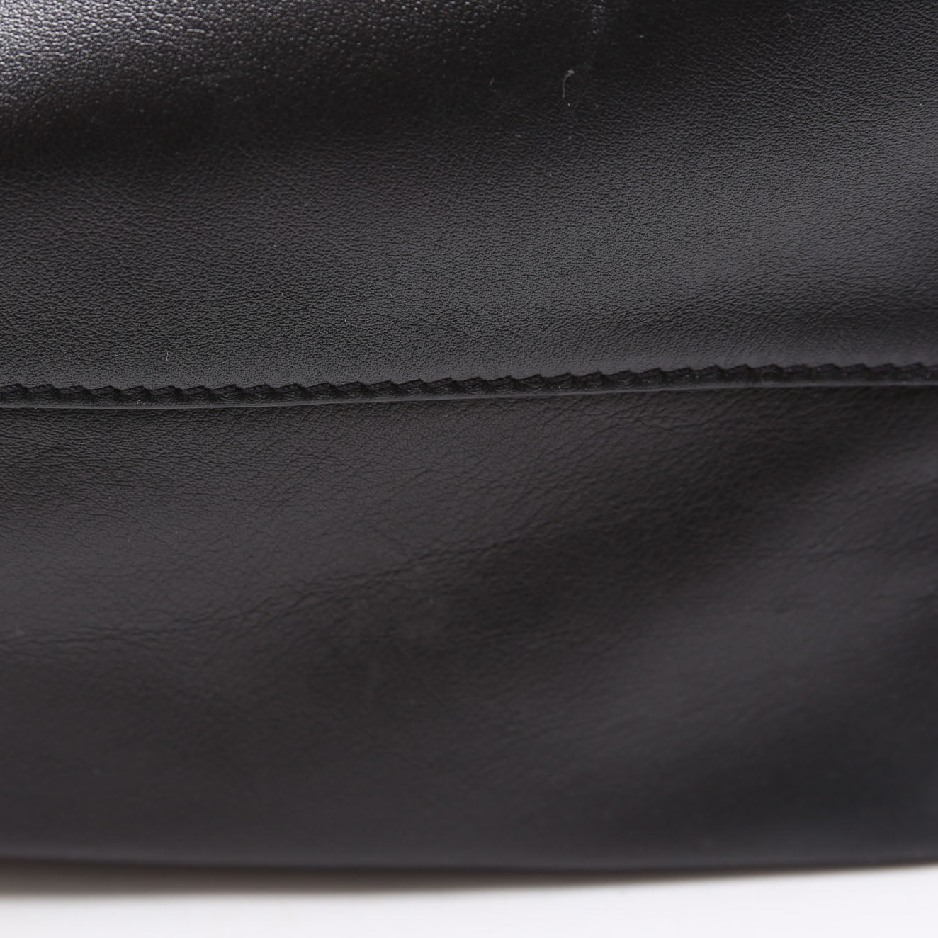 Flamenco Knot Clutch Calfskin Medium Black
