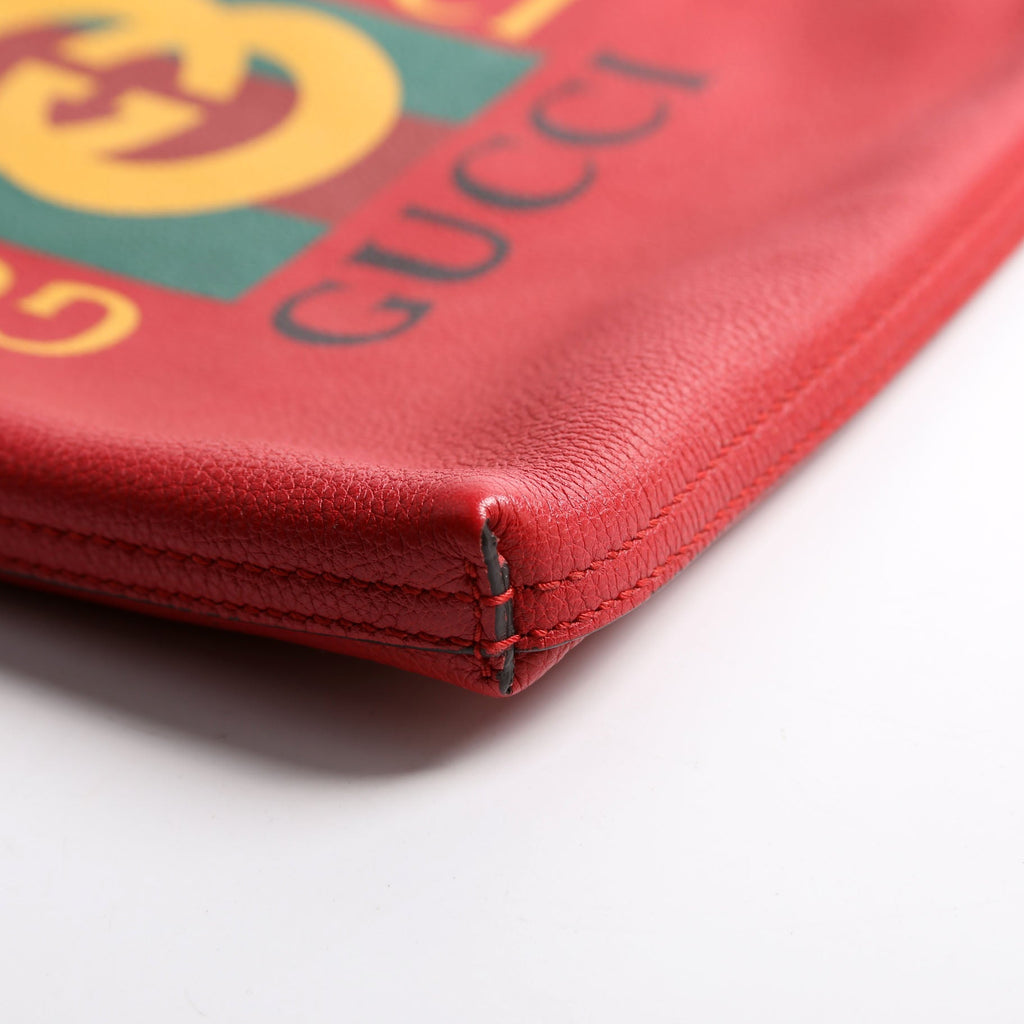 500981 Retro Logo Portfolio Clutch
