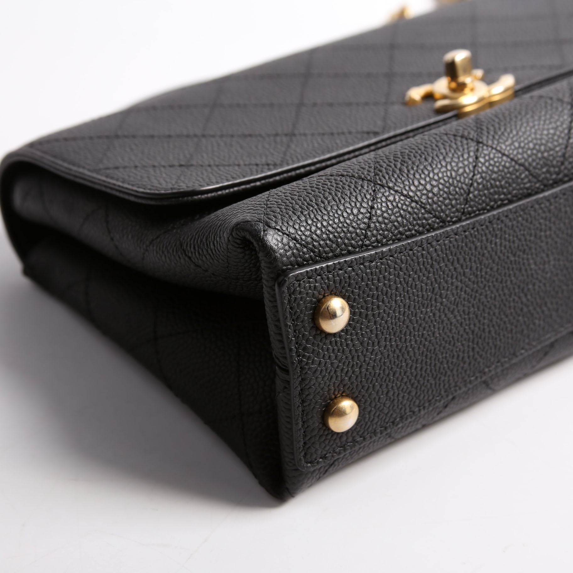 Quilted Caviar Diamond Top Handle Flap Bag 30M