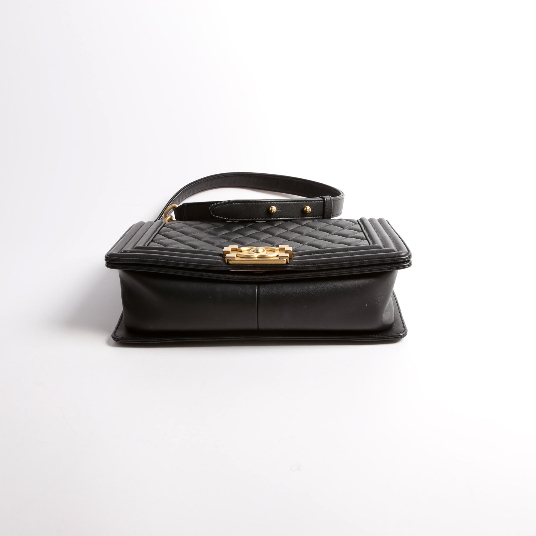 Boy Flap Medium Old Lambskin 25-28M Black