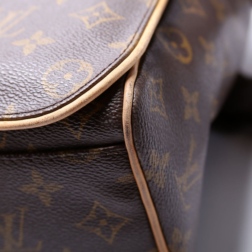 Abbesses Monogram