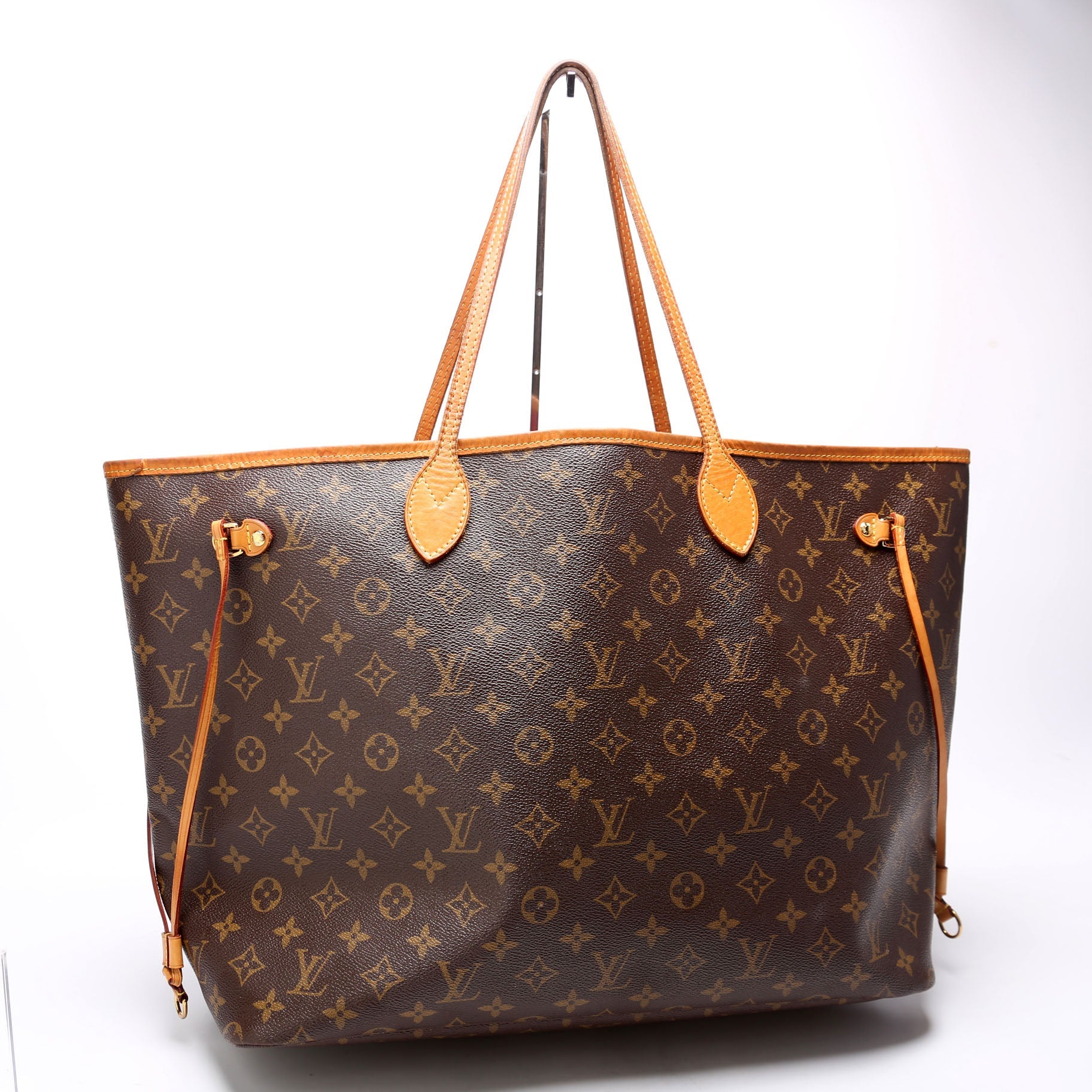 Neverfull GM Monogram