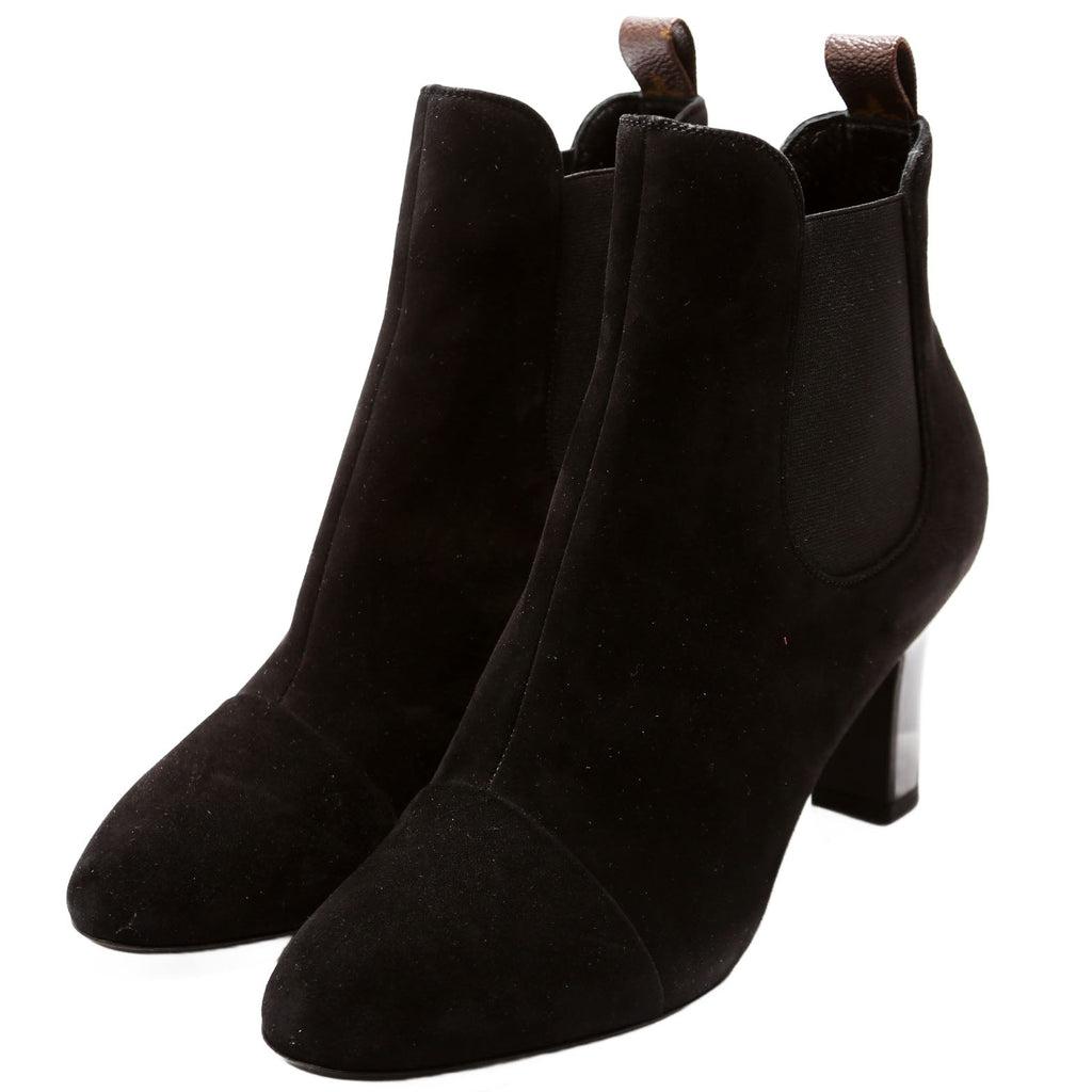 Uniformes Suede Ankle Boot Size 38