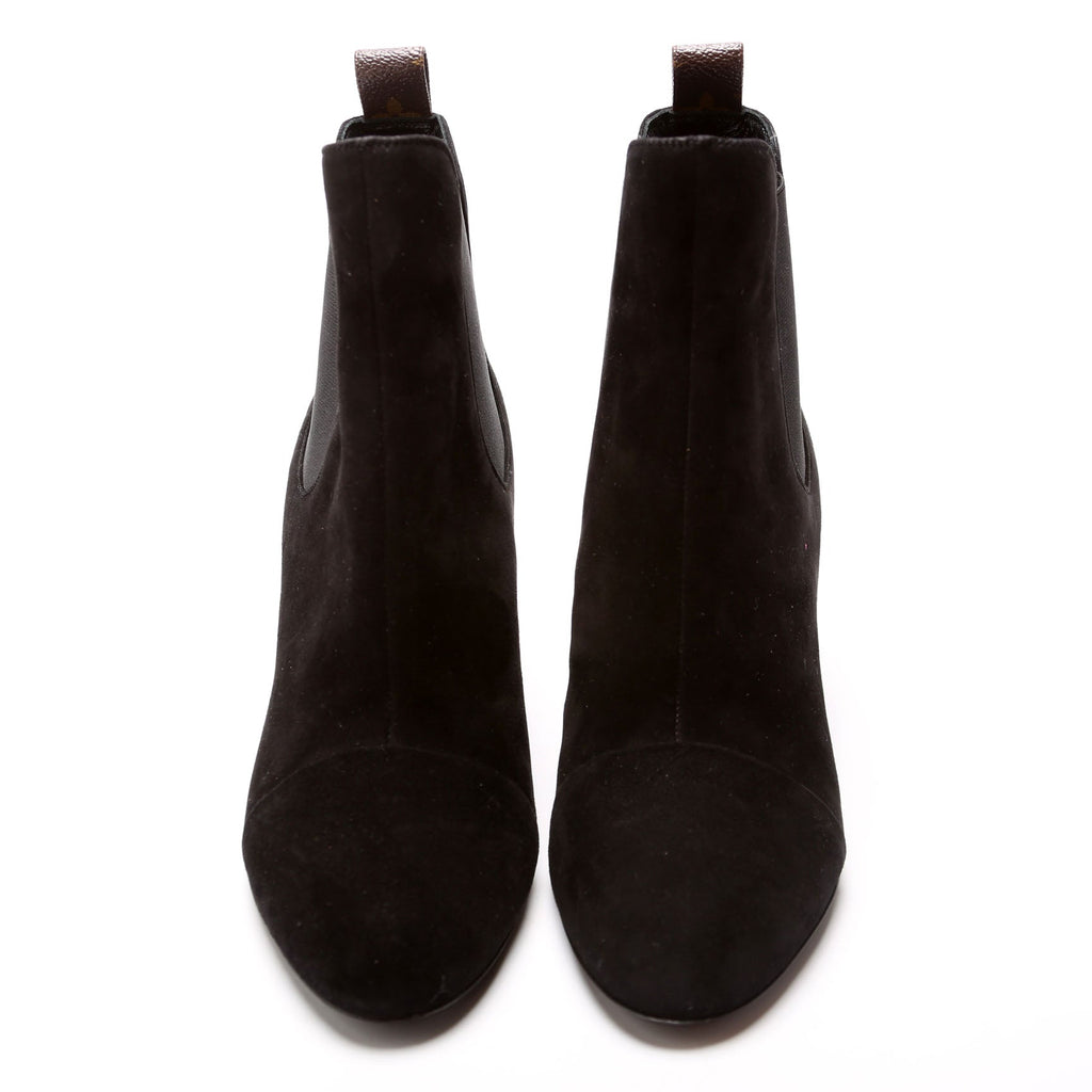 Uniformes Suede Ankle Boot Size 38