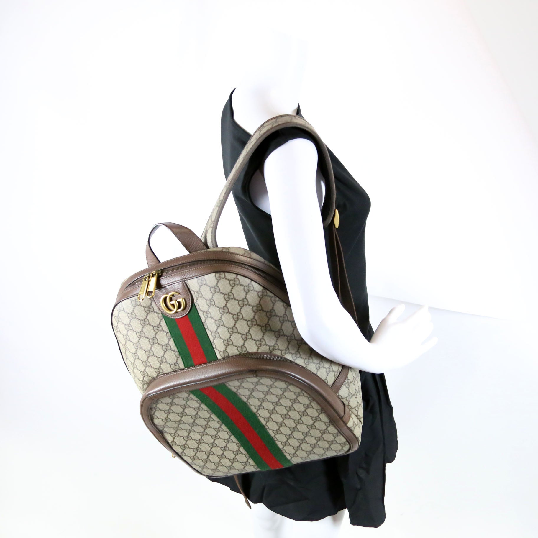 547967 GG Supreme Ophidia Backpack Medium