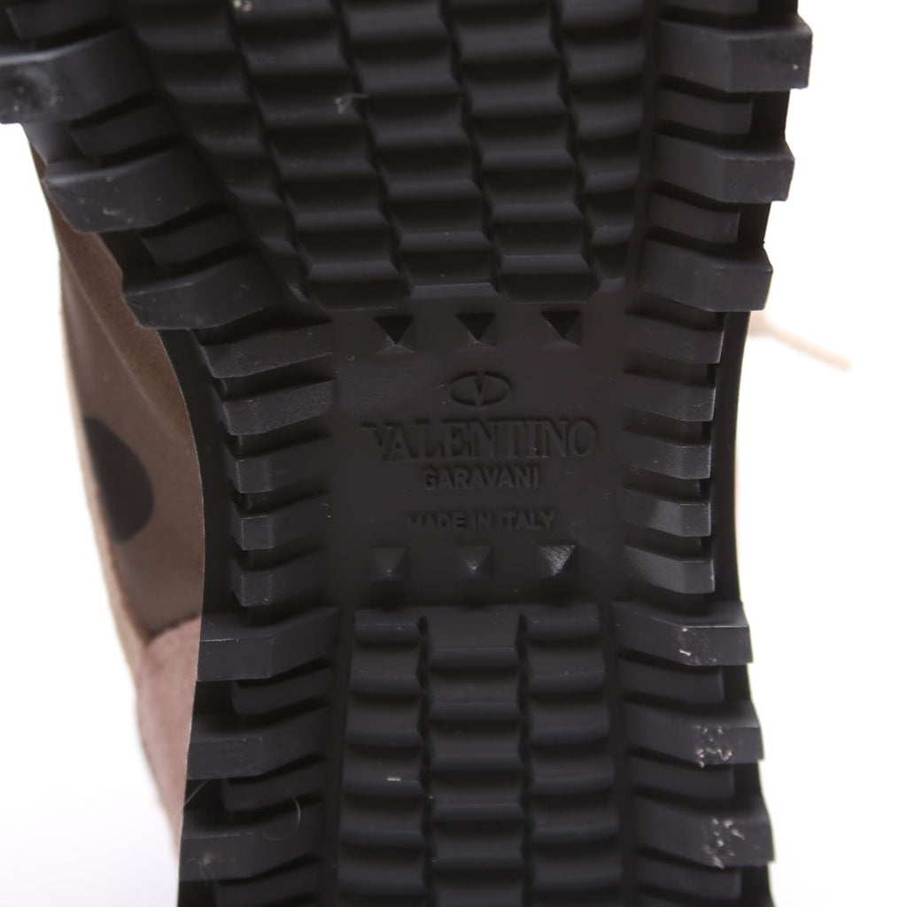 Rockstud Sneakers Size 35
