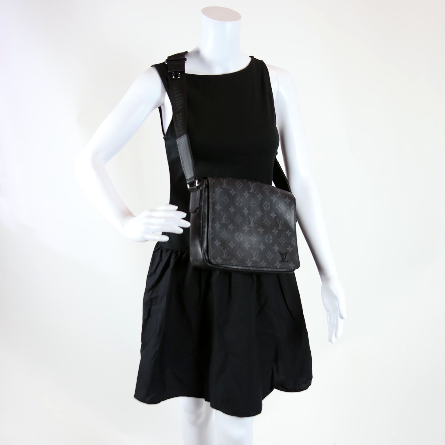 District PM Monogram Eclipse NV3 Black
