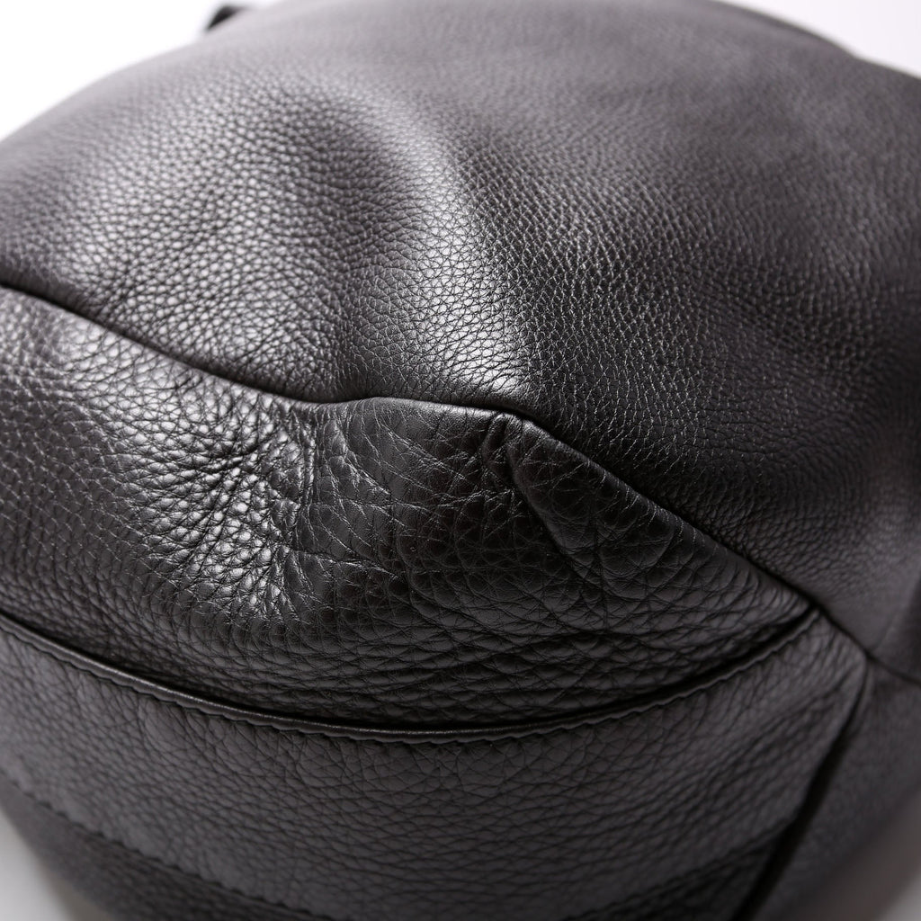 257050 Greenwich Leather One Shoulder Bag Black