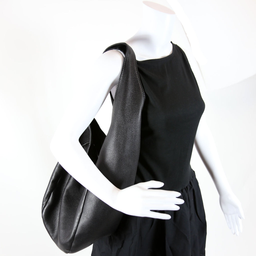 257050 Greenwich Leather One Shoulder Bag Black