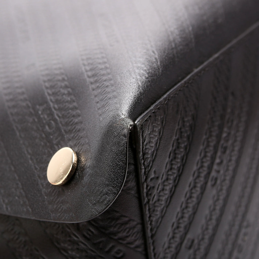 Chain Emb Bond Shopper Medium Calfskin Black