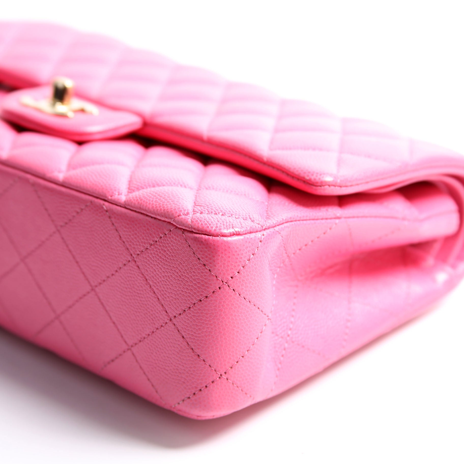 Classic Flap Medium Caviar 30M Pink