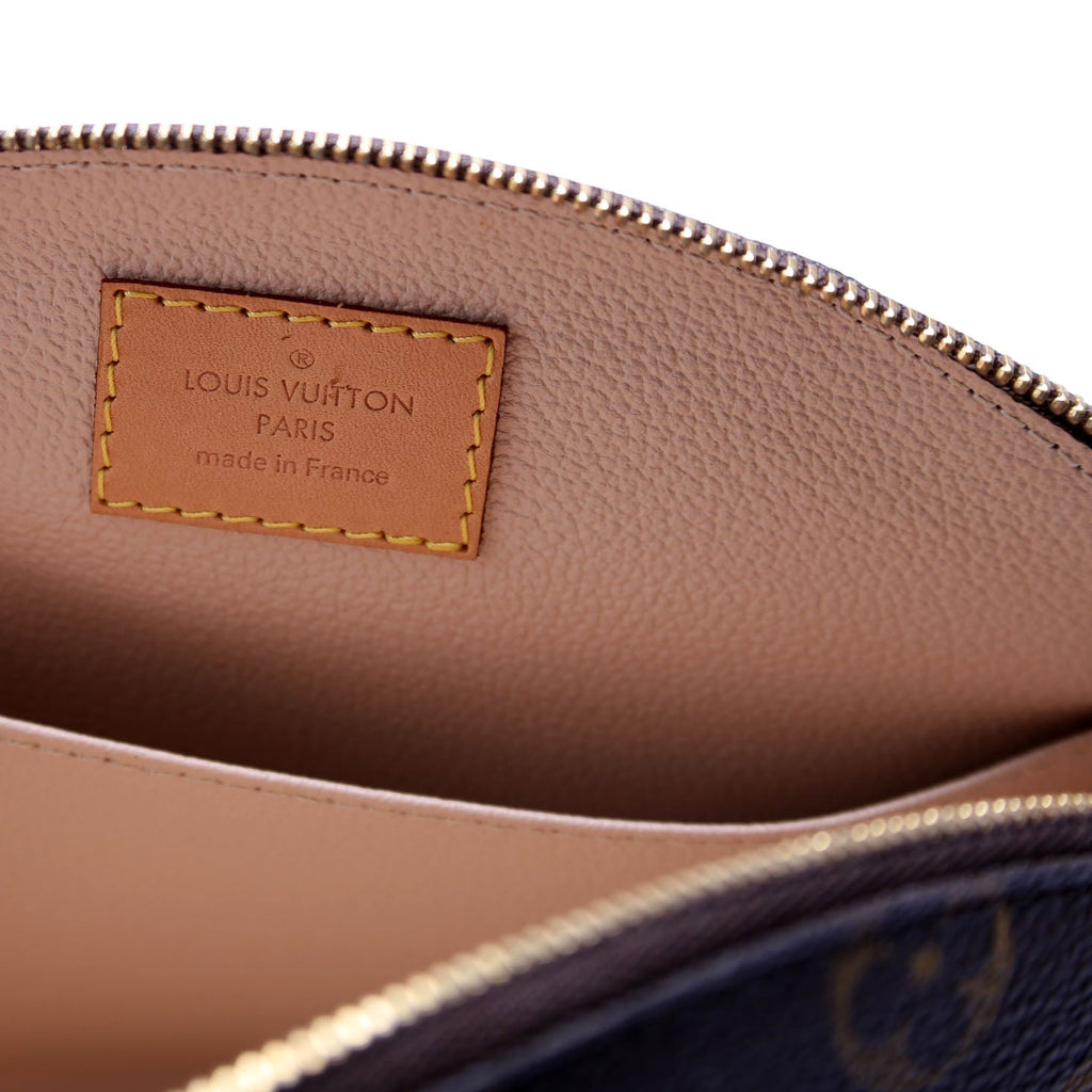 Trousse Demi Ronde Monogram 23