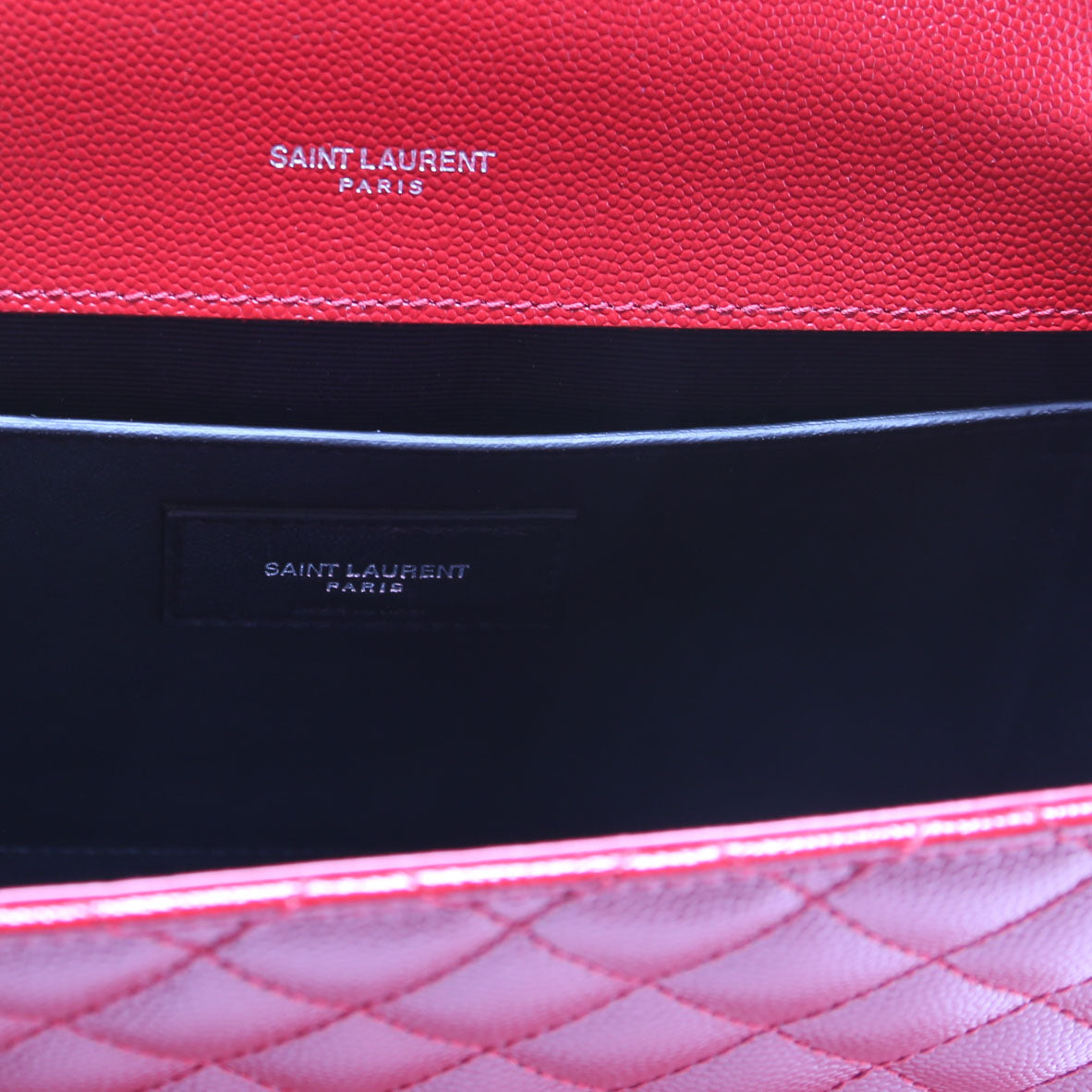 Envelope Medium Tri-Quilt 600185/487206 Red