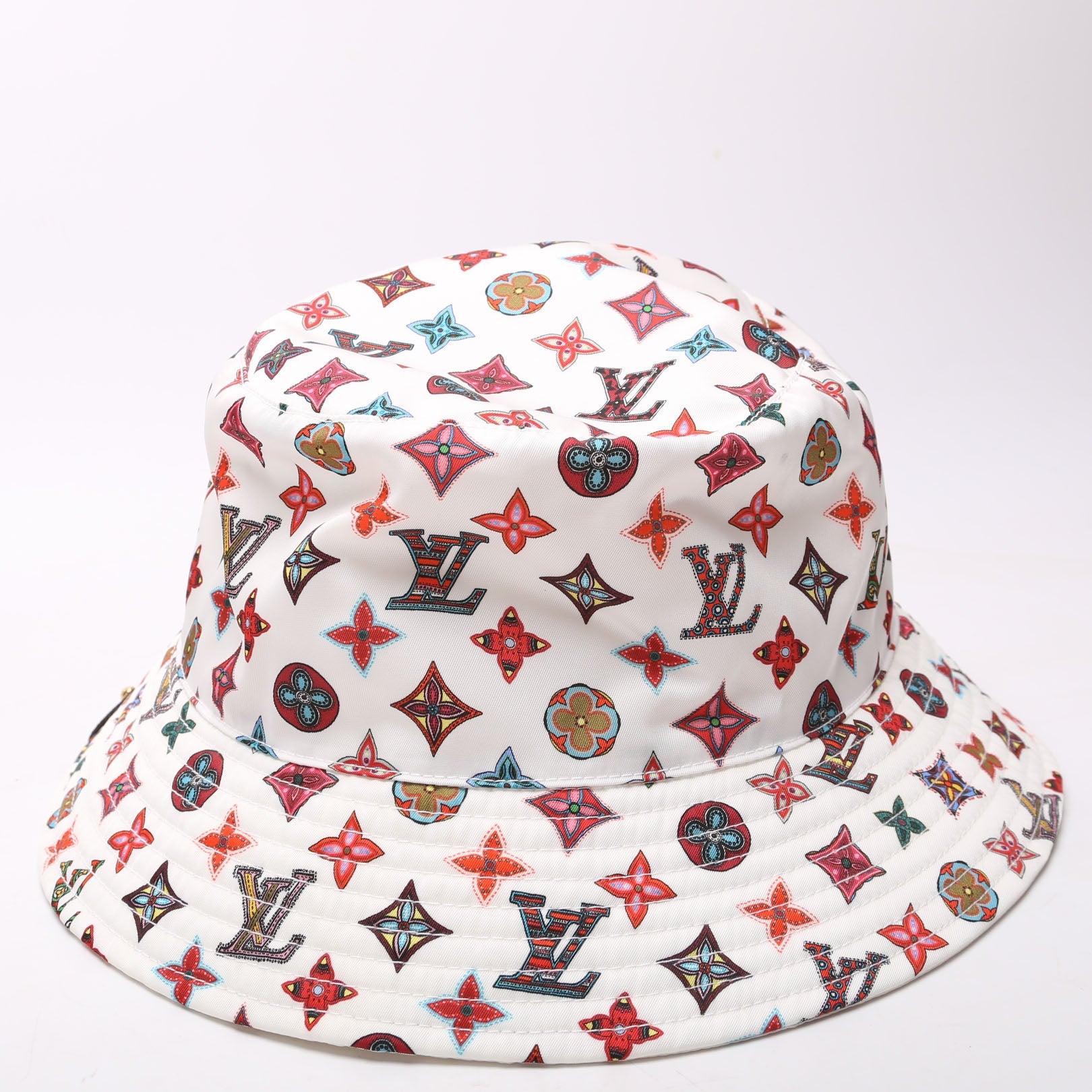 Lovely Gram Bucket Hat Size M