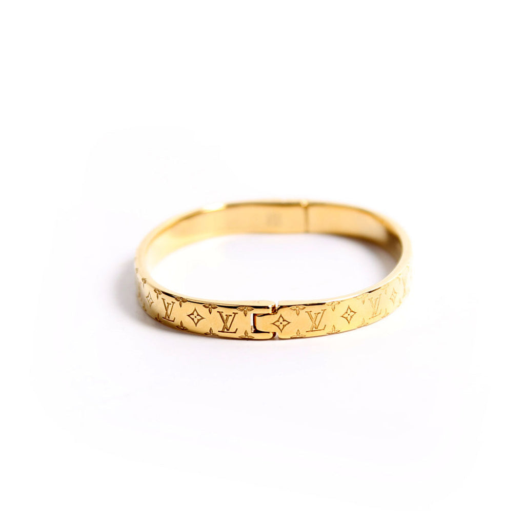 M1029M Nanogram Cuff Bracelet Size Small Gold
