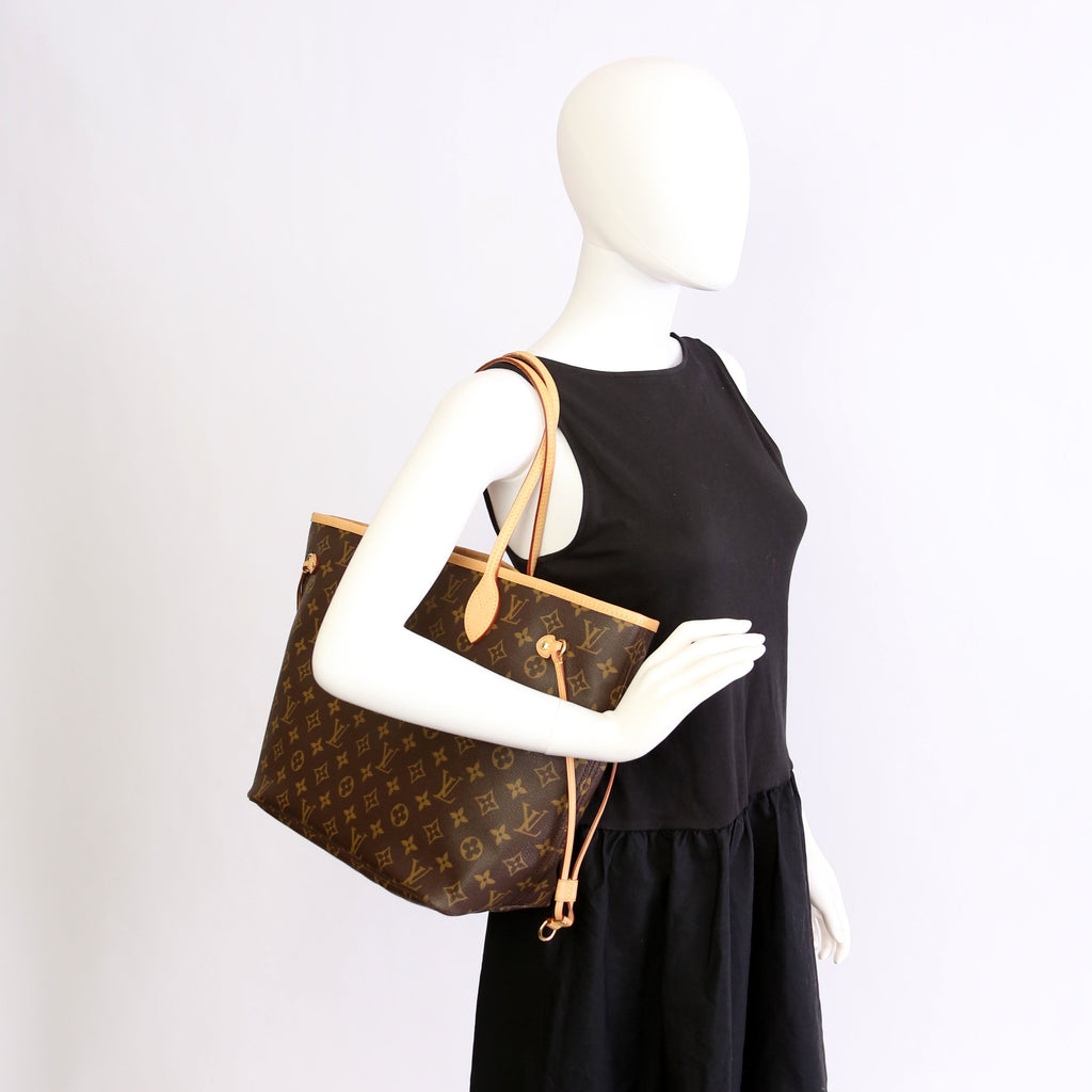 Neverfull with Wallet MM Monogram