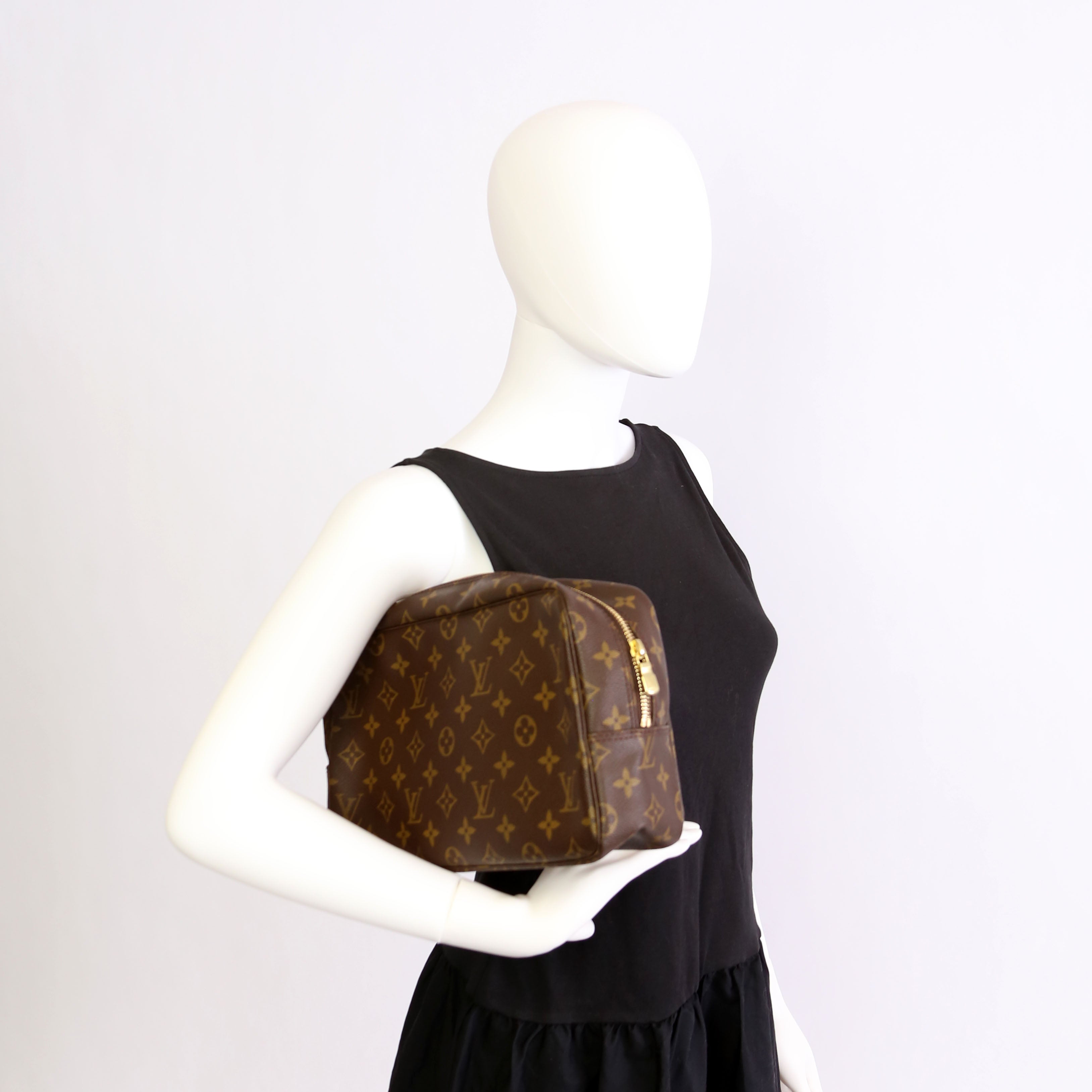 Trousse Toilette 23 Monogram