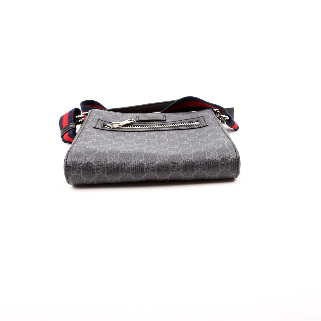 Gucci 523599 Supreme Messenger Bag Black